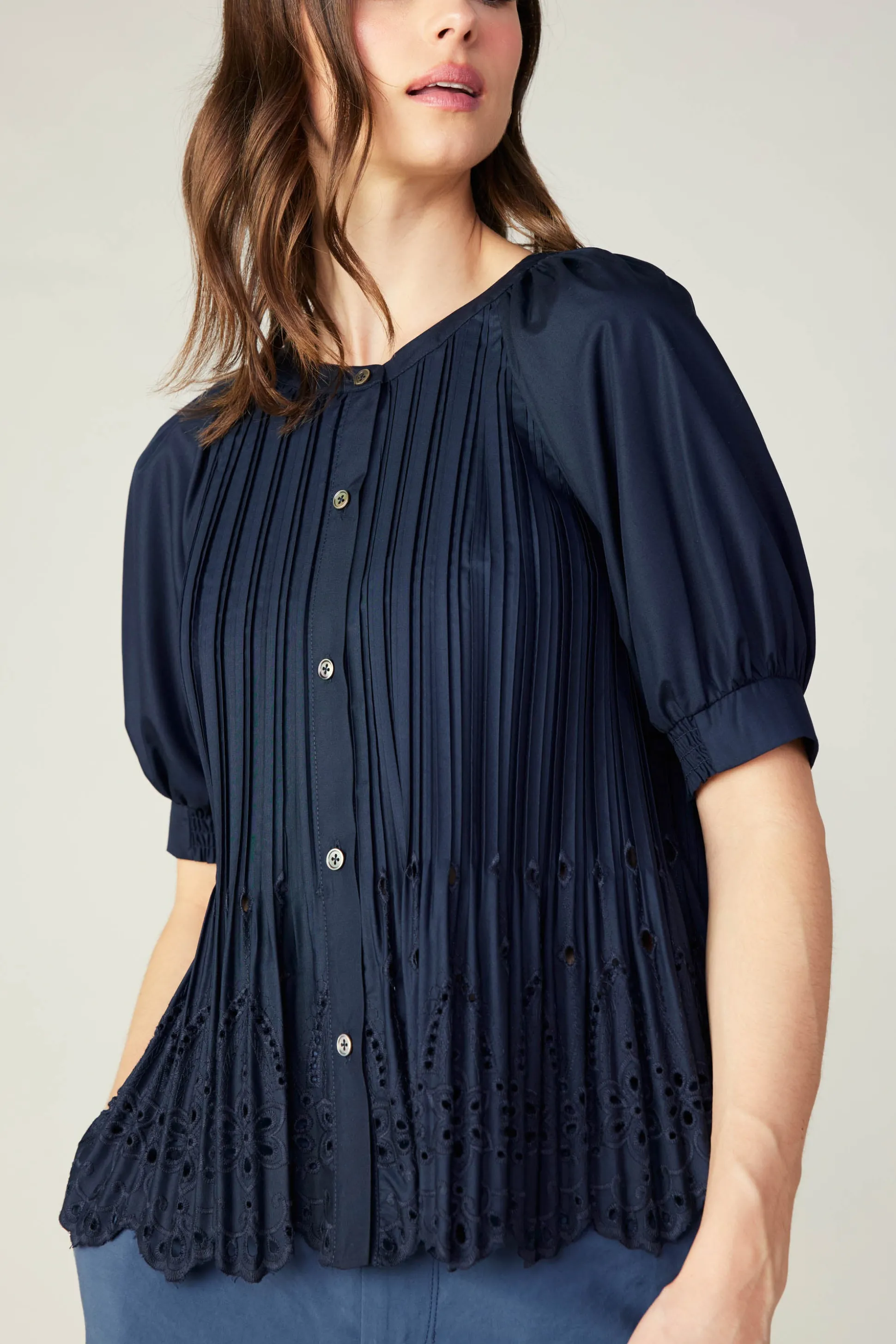 Pleated Eyelet Blouse<Current Air Online