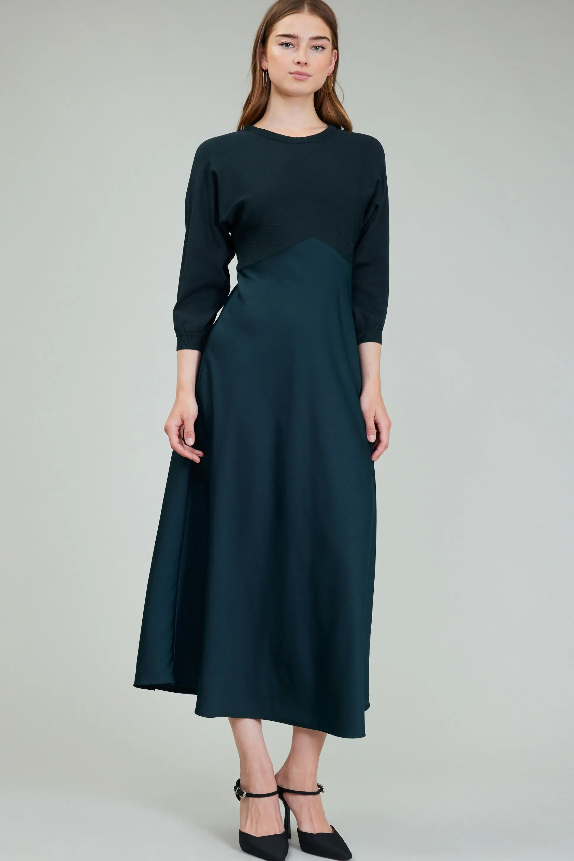Vienna Knit Midi Dress<Current Air Fashion