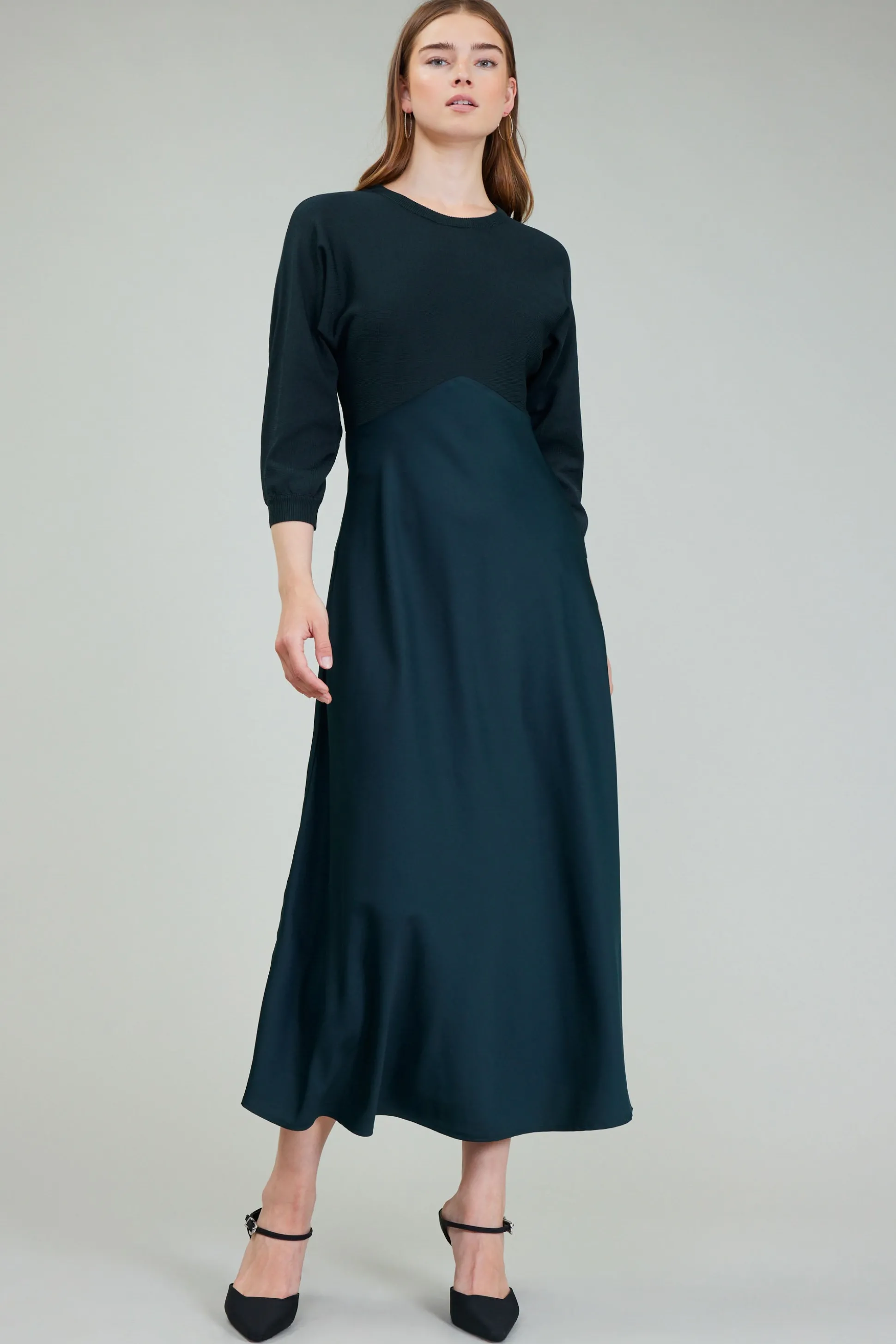 Vienna Knit Midi Dress<Current Air Fashion
