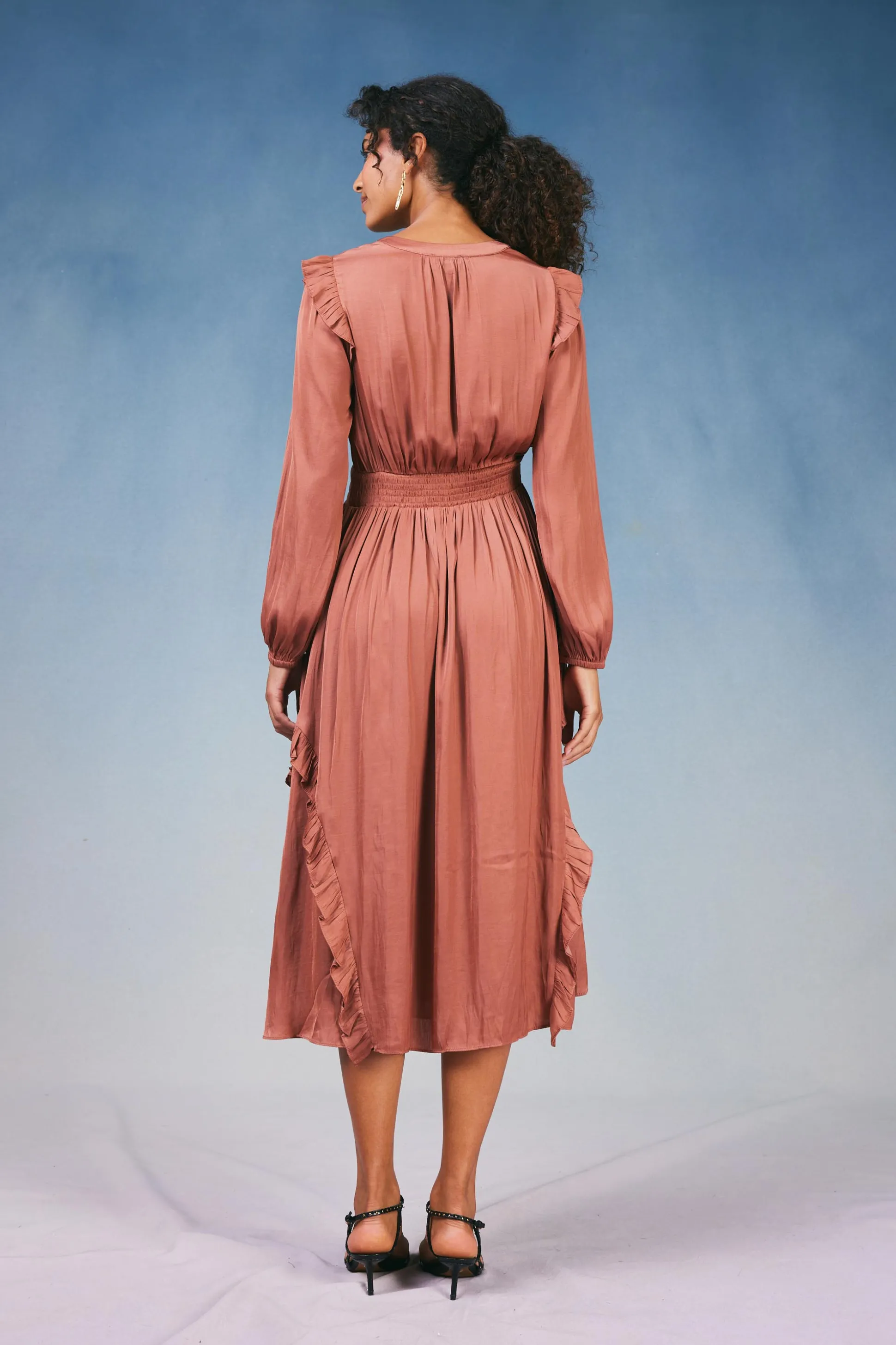 Emmaline Ruffled Midi Dress<Current Air Best