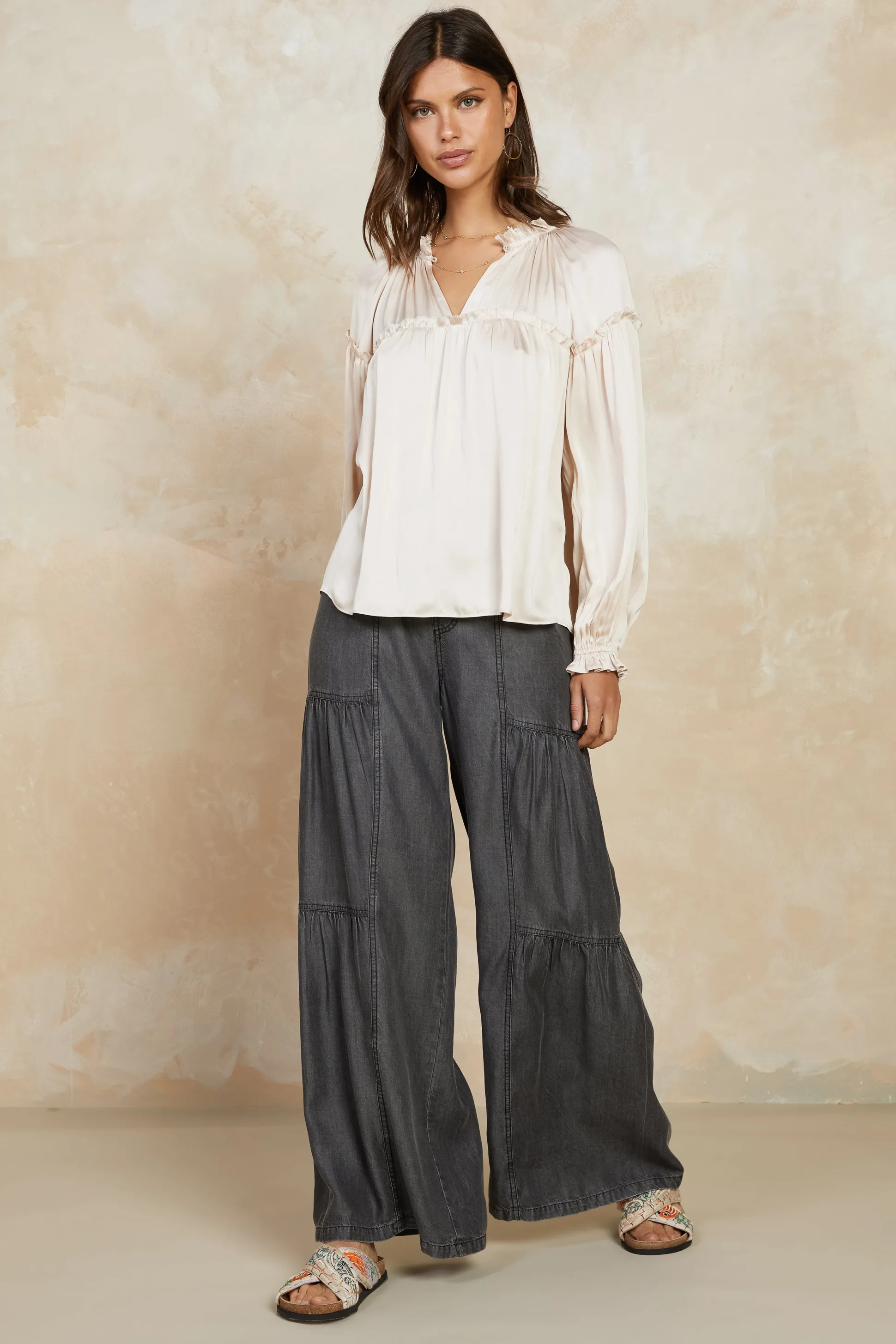 Picot Ruffled Blouse<Current Air Best