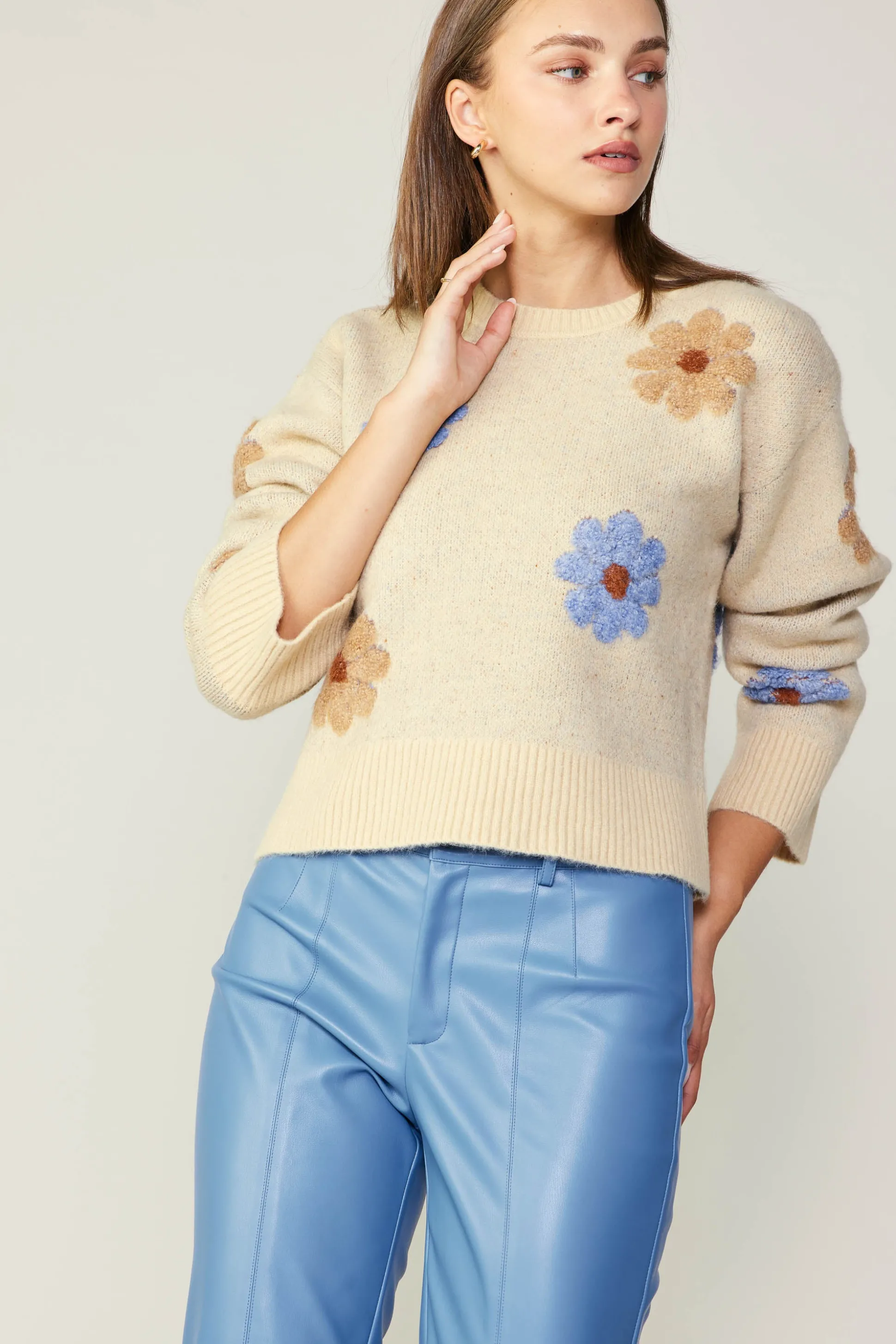 Daisy Embroidered Sweater<Current Air Hot