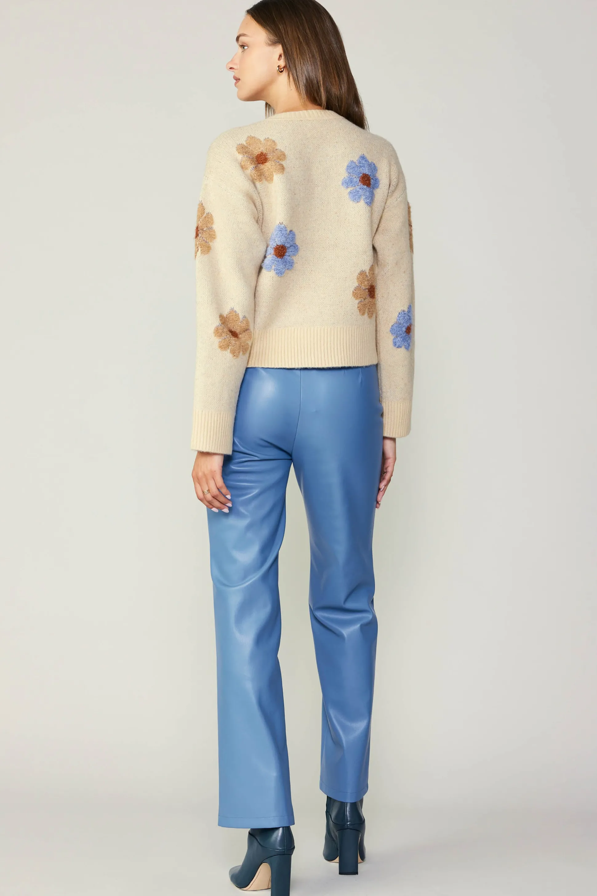 Daisy Embroidered Sweater<Current Air Hot