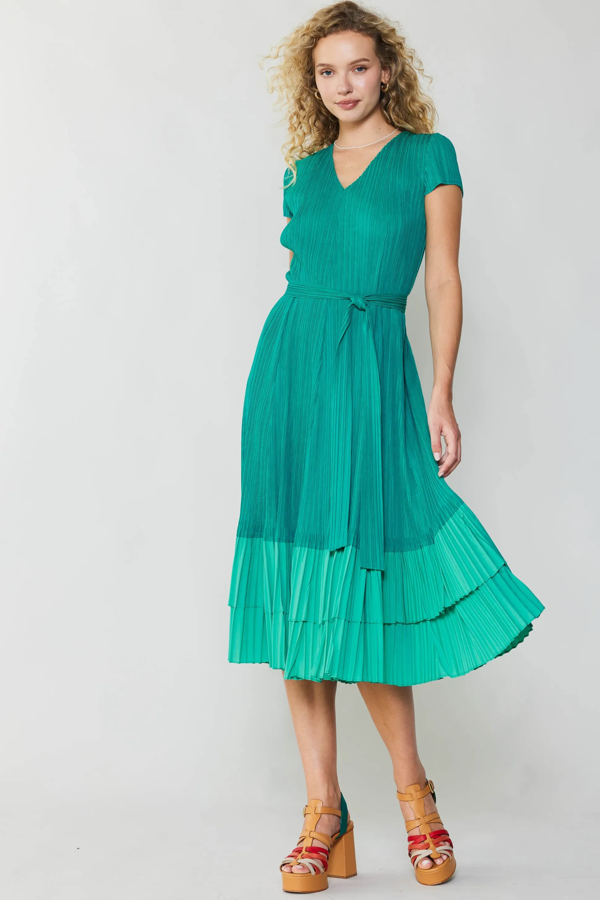 Pleated Colorblock Midi Dress<Current Air Hot