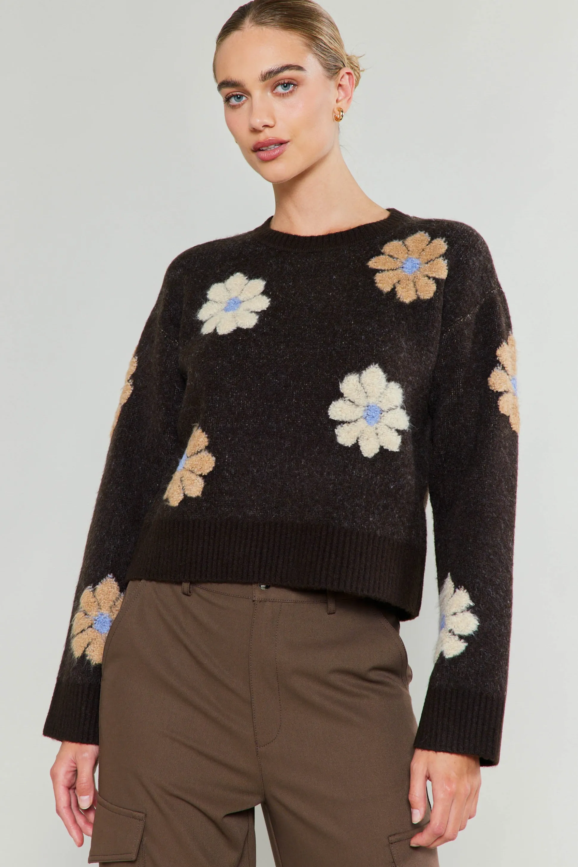 Daisy Embroidered Sweater<Current Air Online