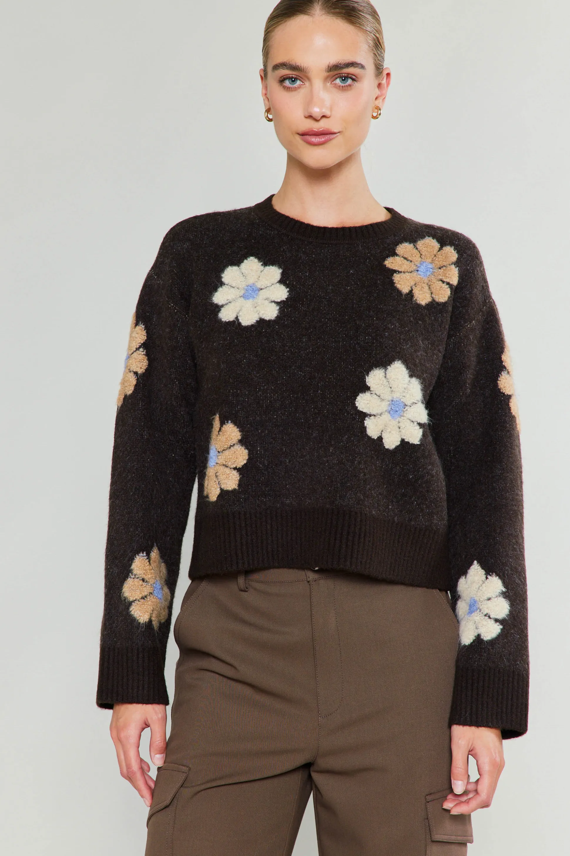Daisy Embroidered Sweater<Current Air Online