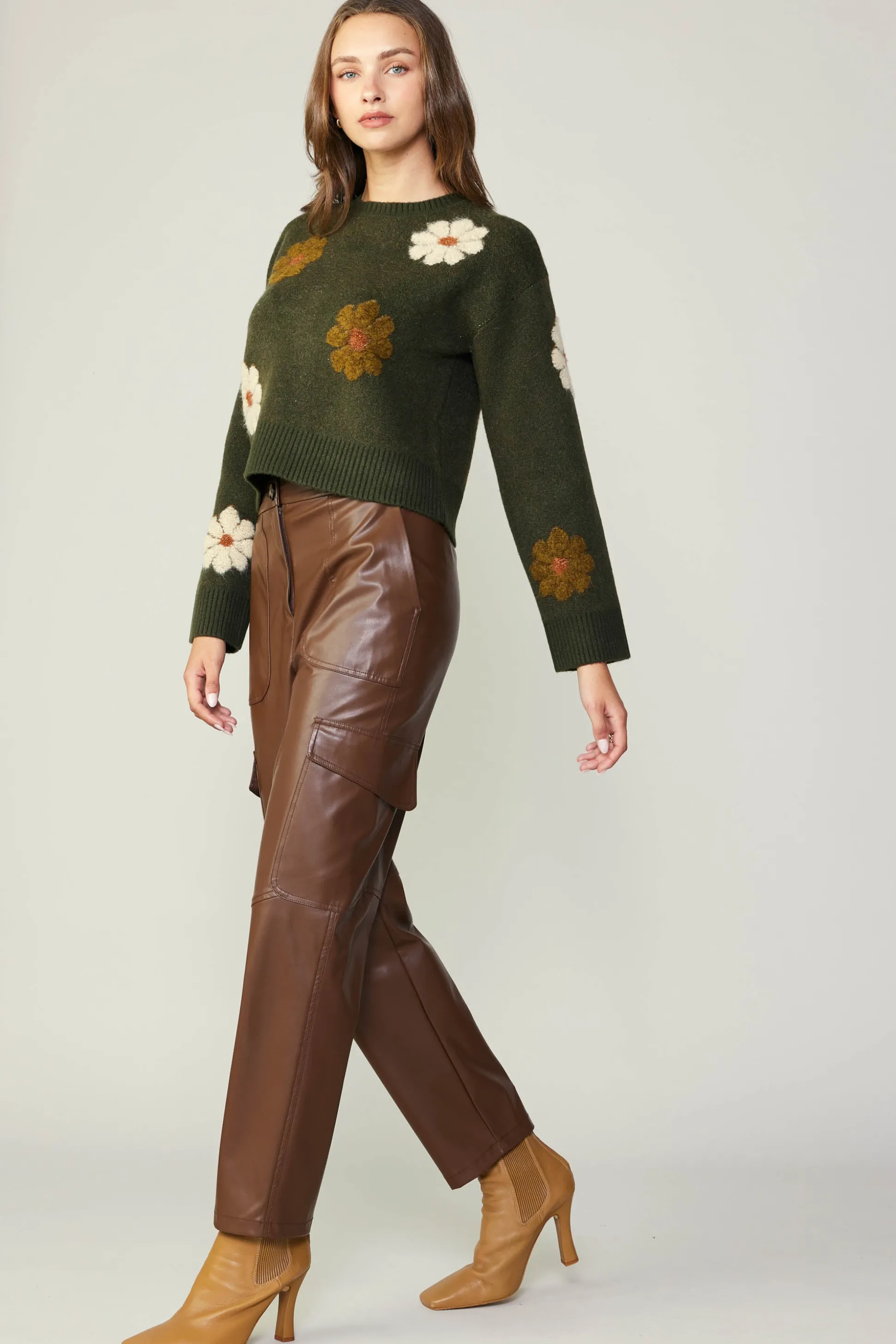 Daisy Embroidered Sweater<Current Air New