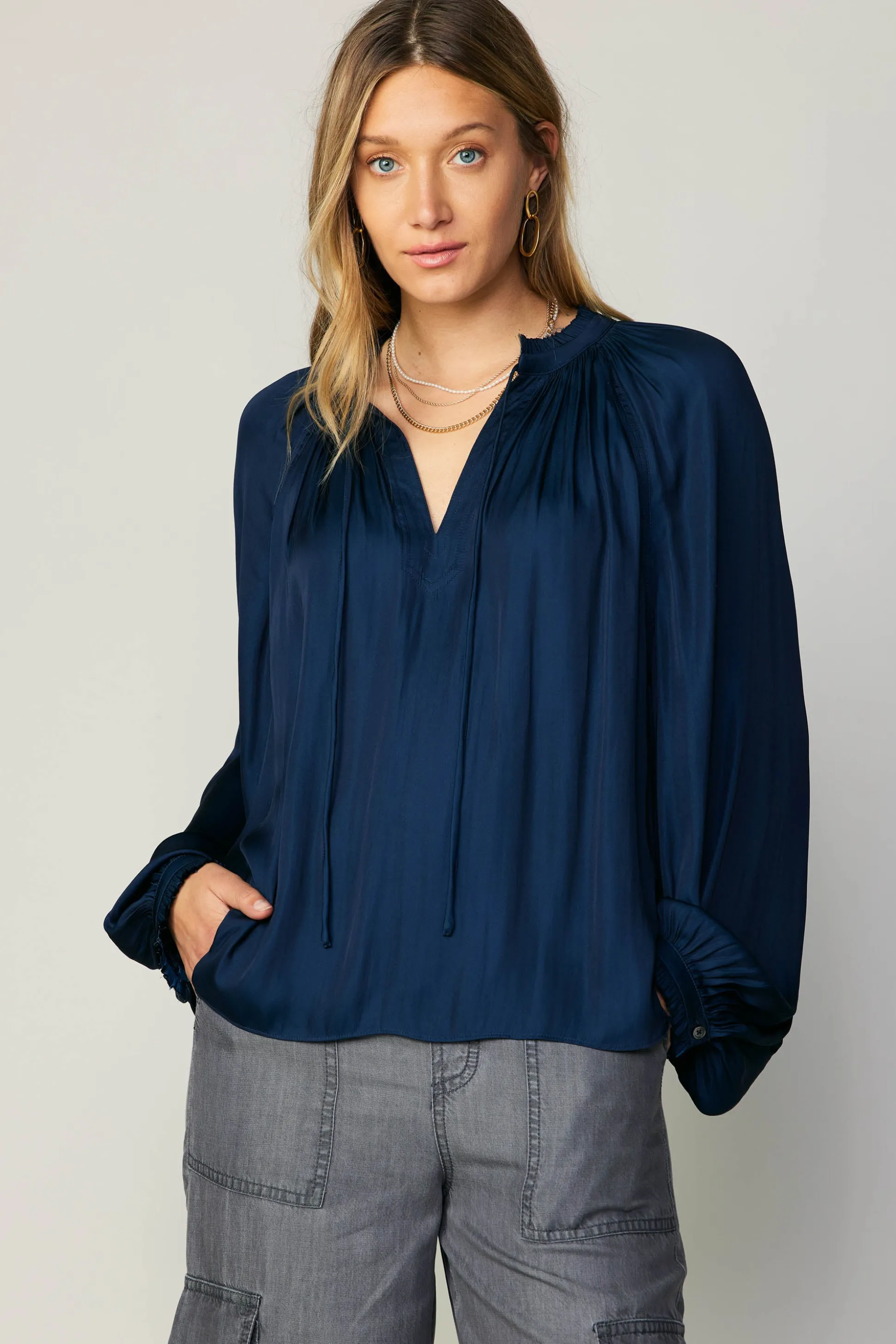 Ruffled Cuff Blouse<Current Air Online