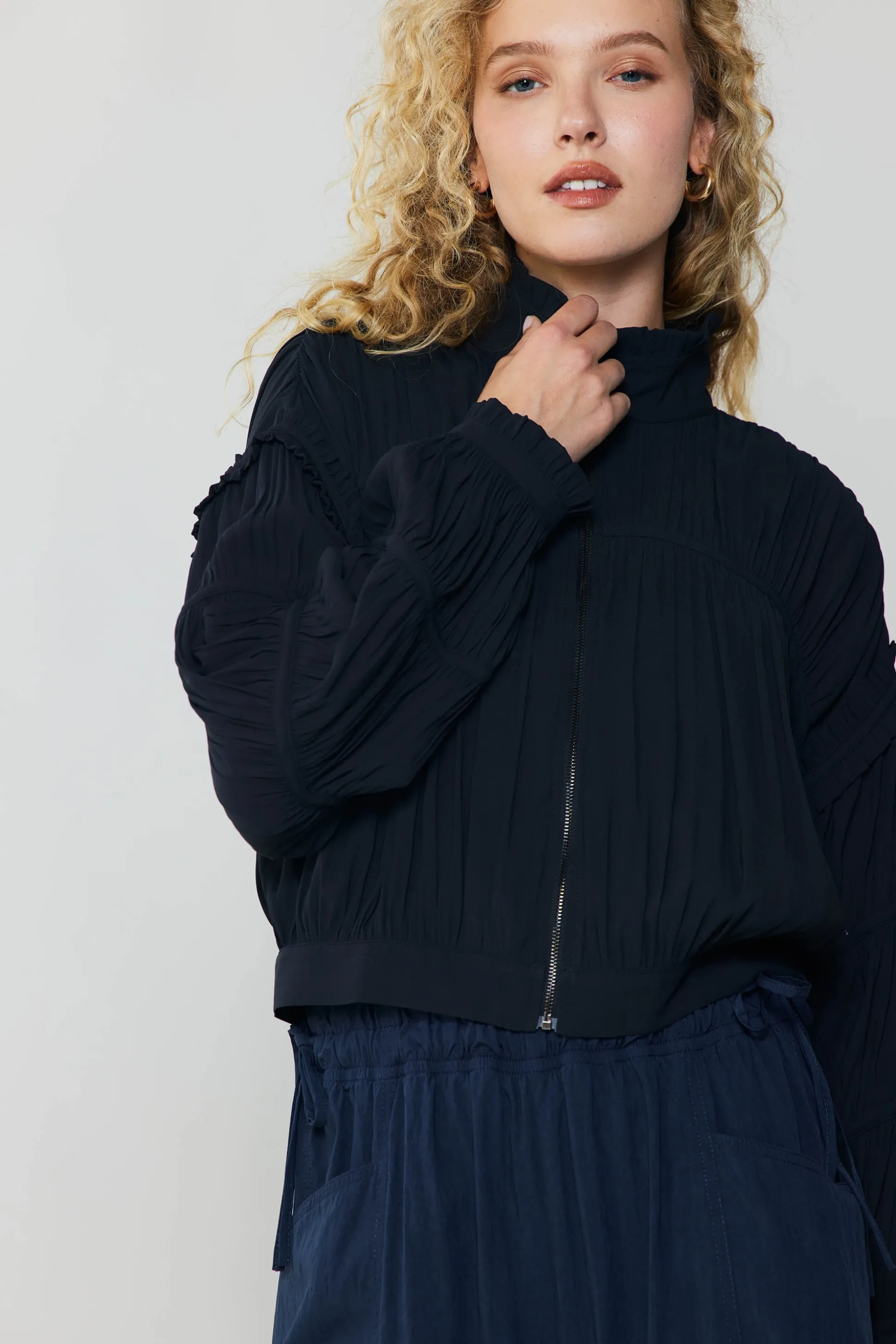 Shirred Sleeve Jacket<Current Air Outlet