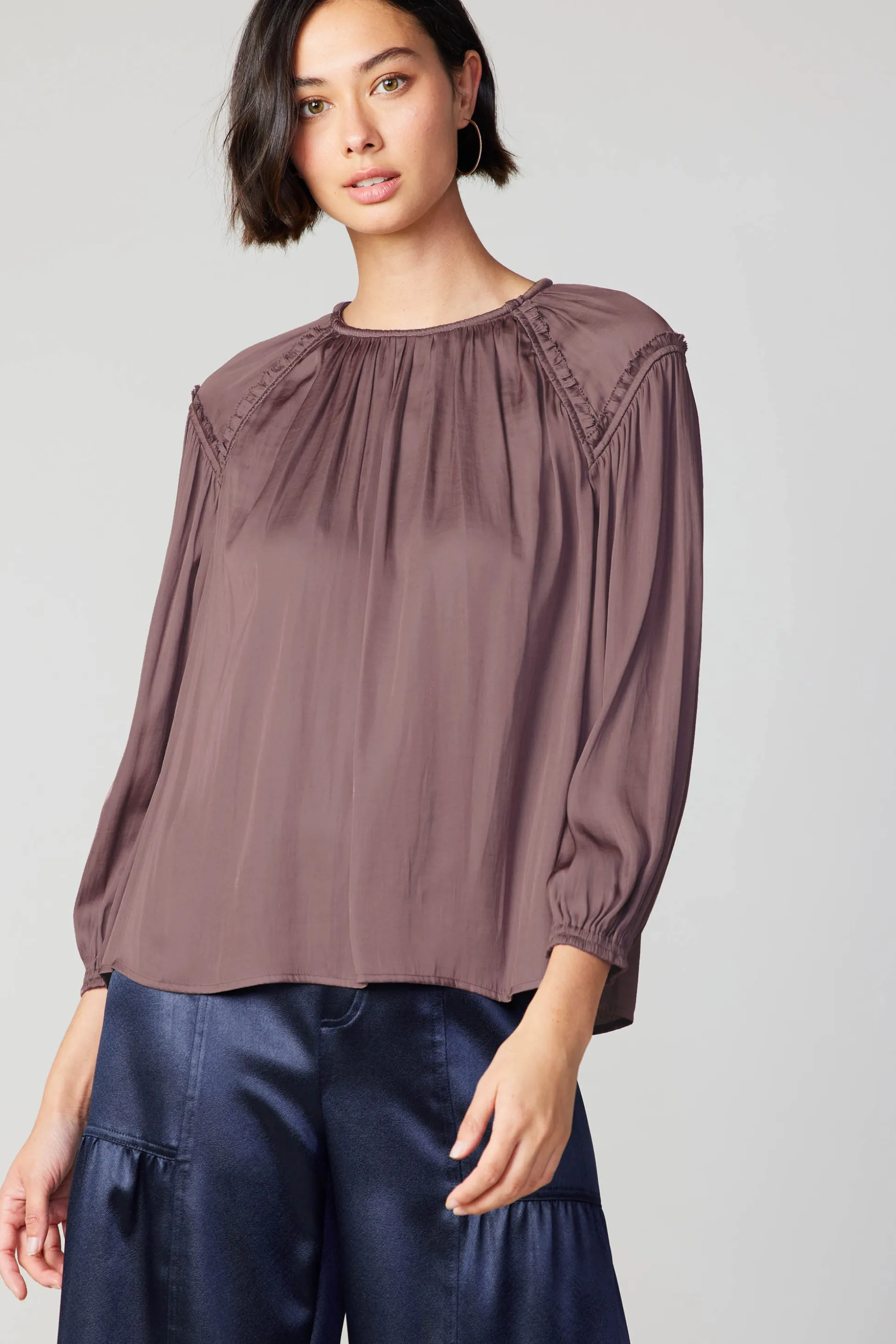 Round Neck Ruffled Top<Current Air Fashion