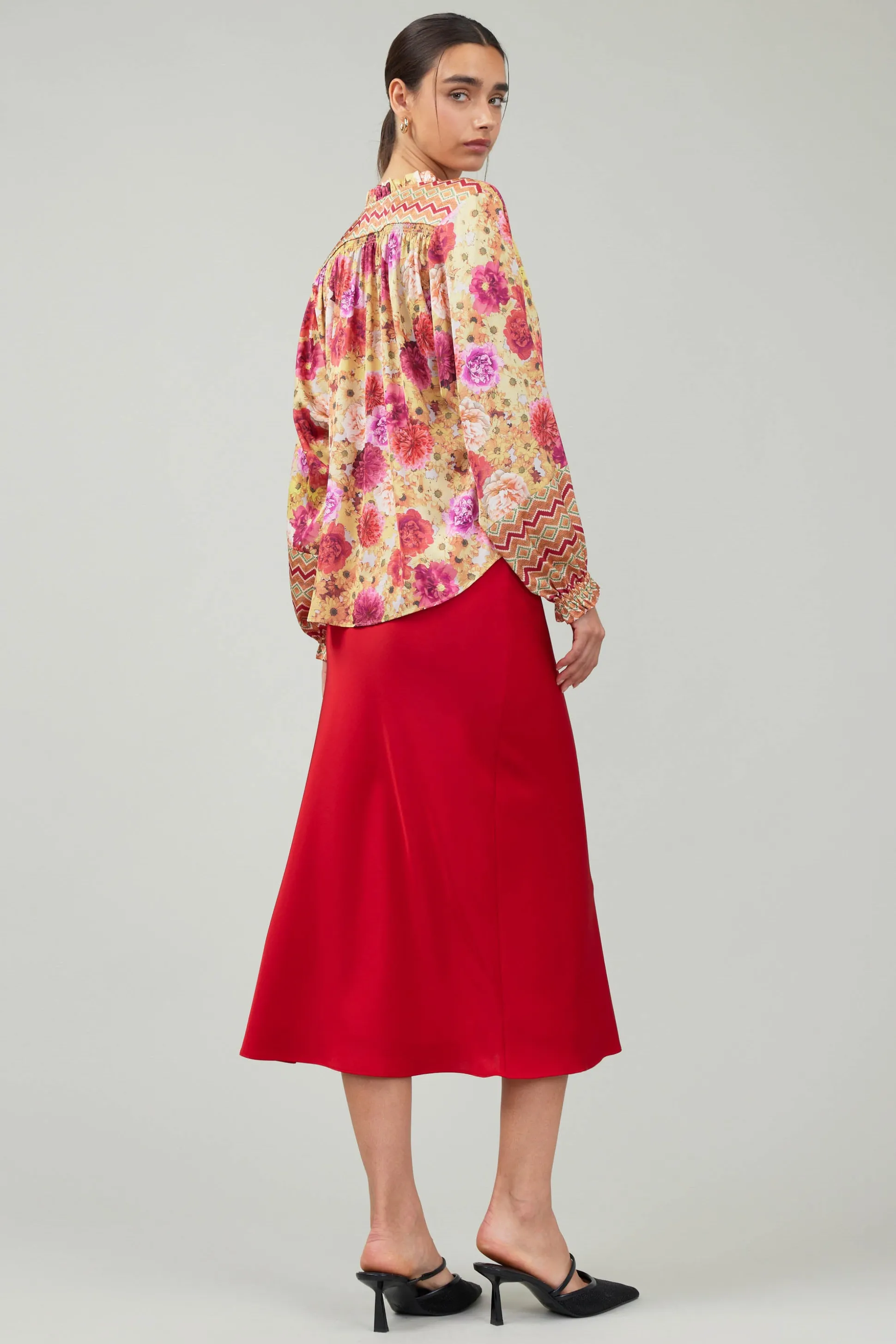 Rosette Patterned Blouse<Current Air Clearance