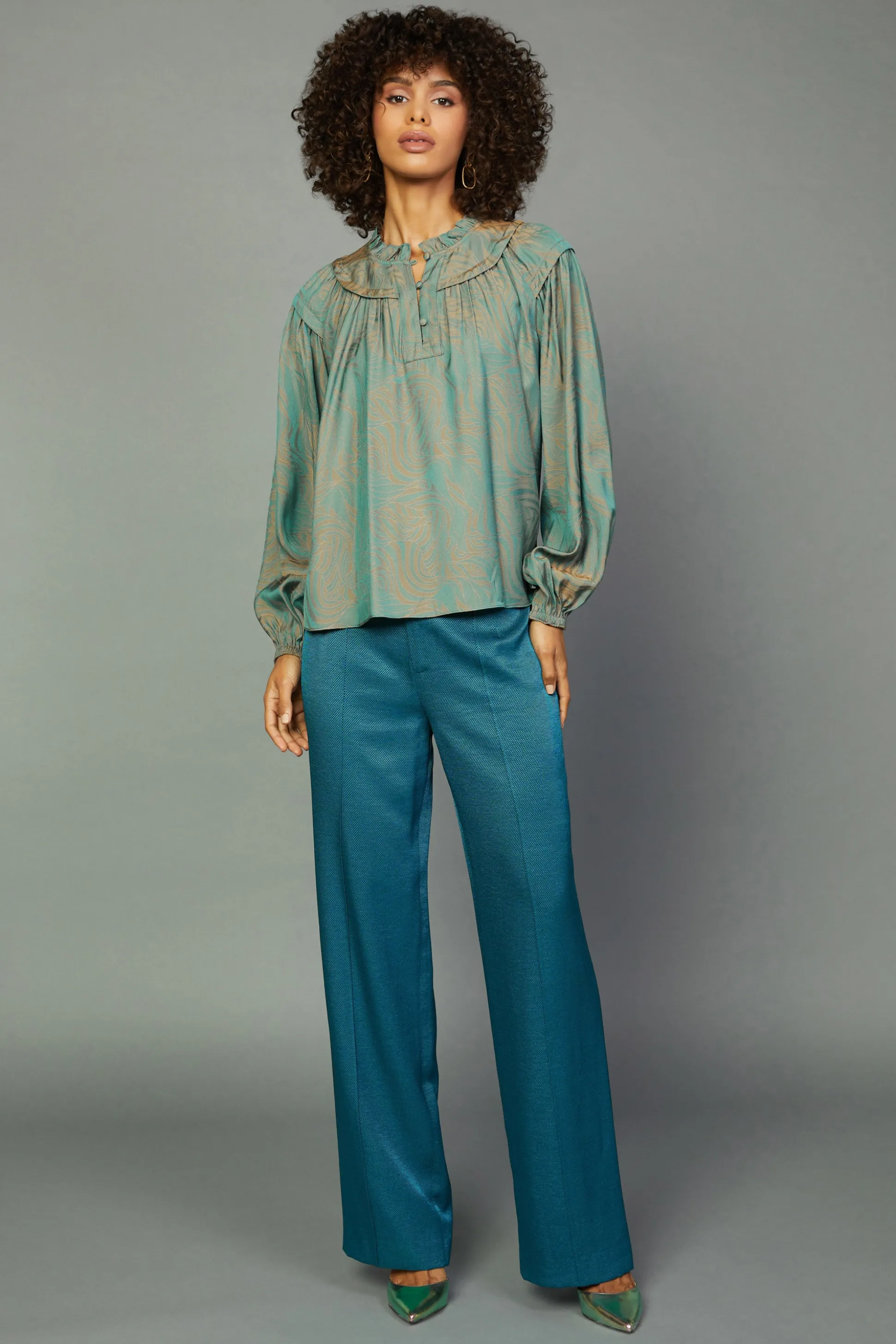 Swirl Motif Blouse<Current Air Fashion