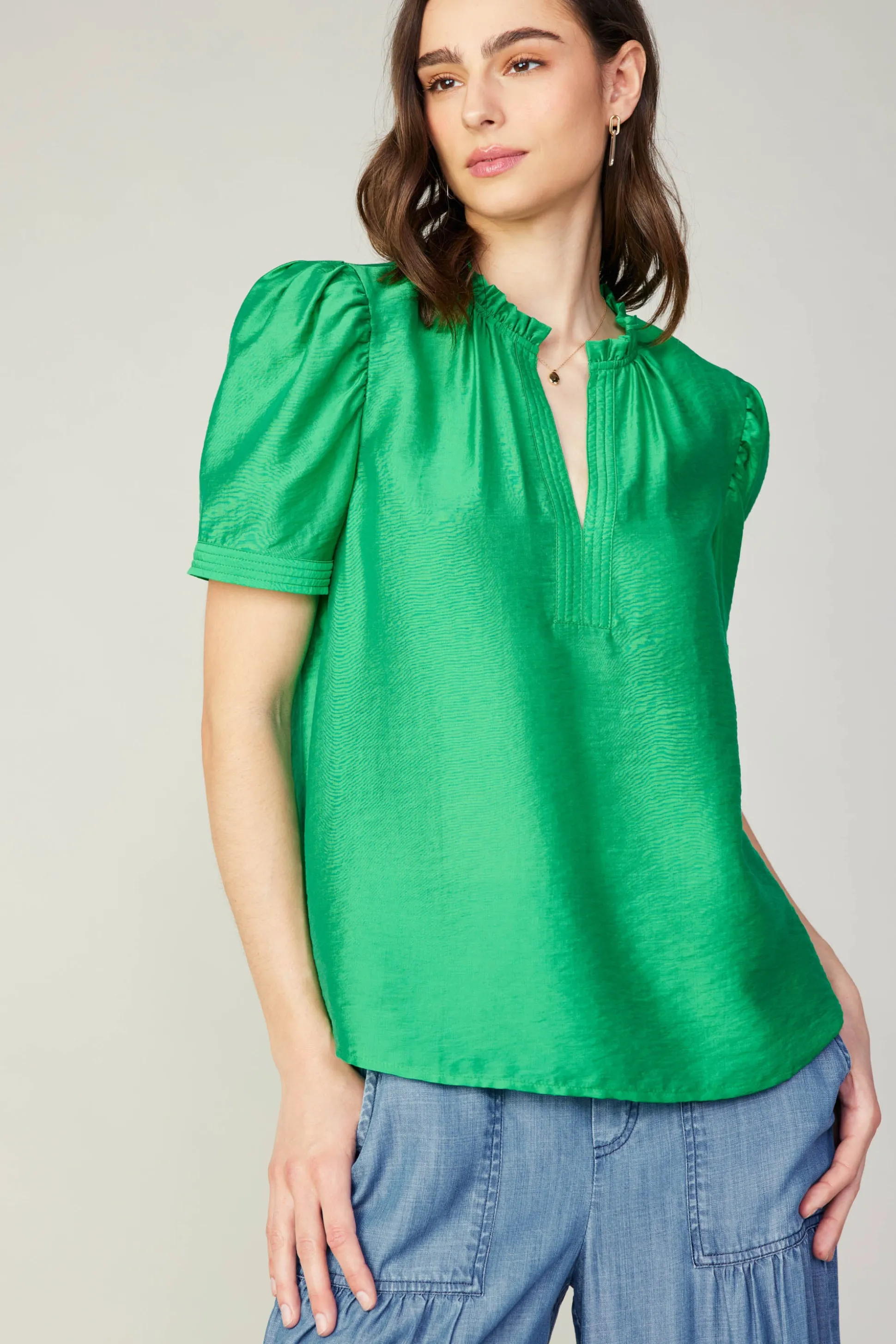 Gathered Sleeve Blouse<Current Air Outlet