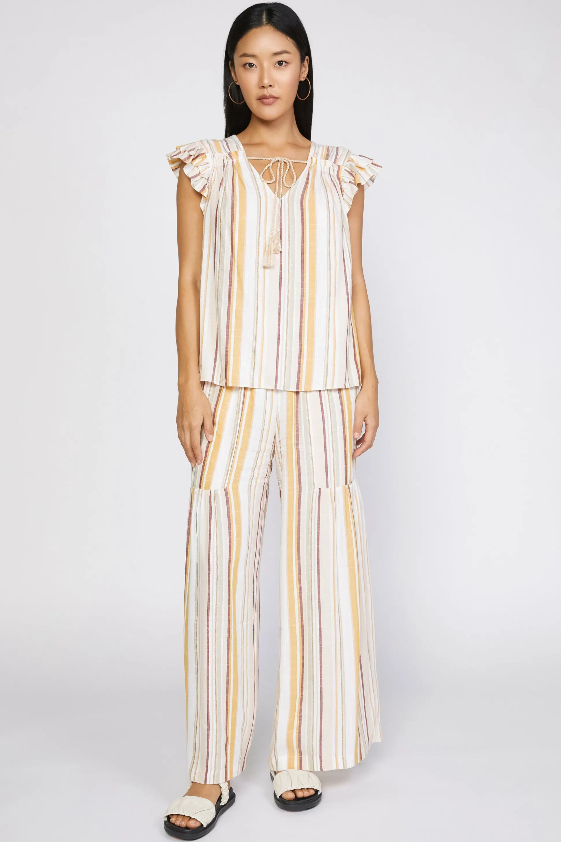 Striped Flutter Sleeve Top<Current Air Hot