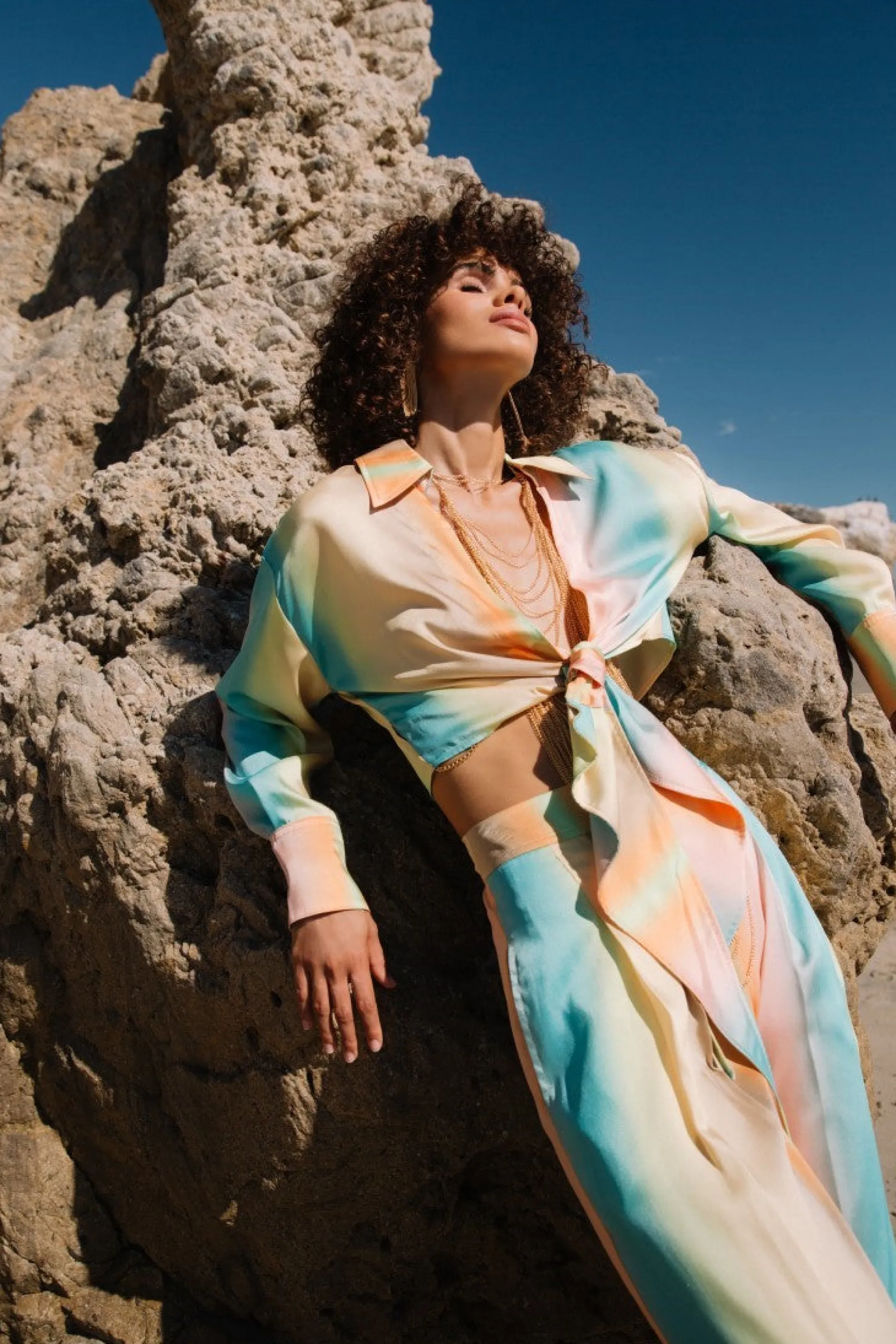 Prismatic Gradient Front Tie Shirt<Current Air Best