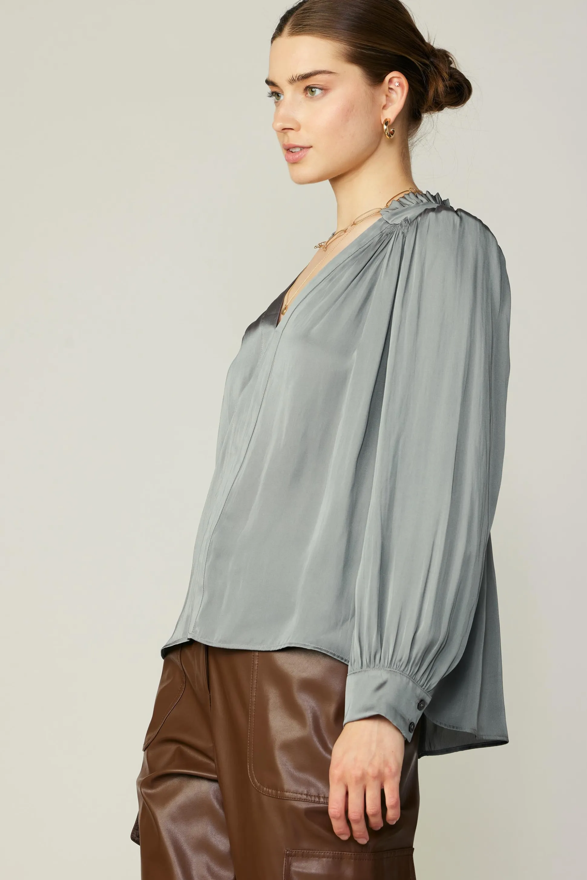 Smocked Shoulder Cuffed Blouse<Current Air New