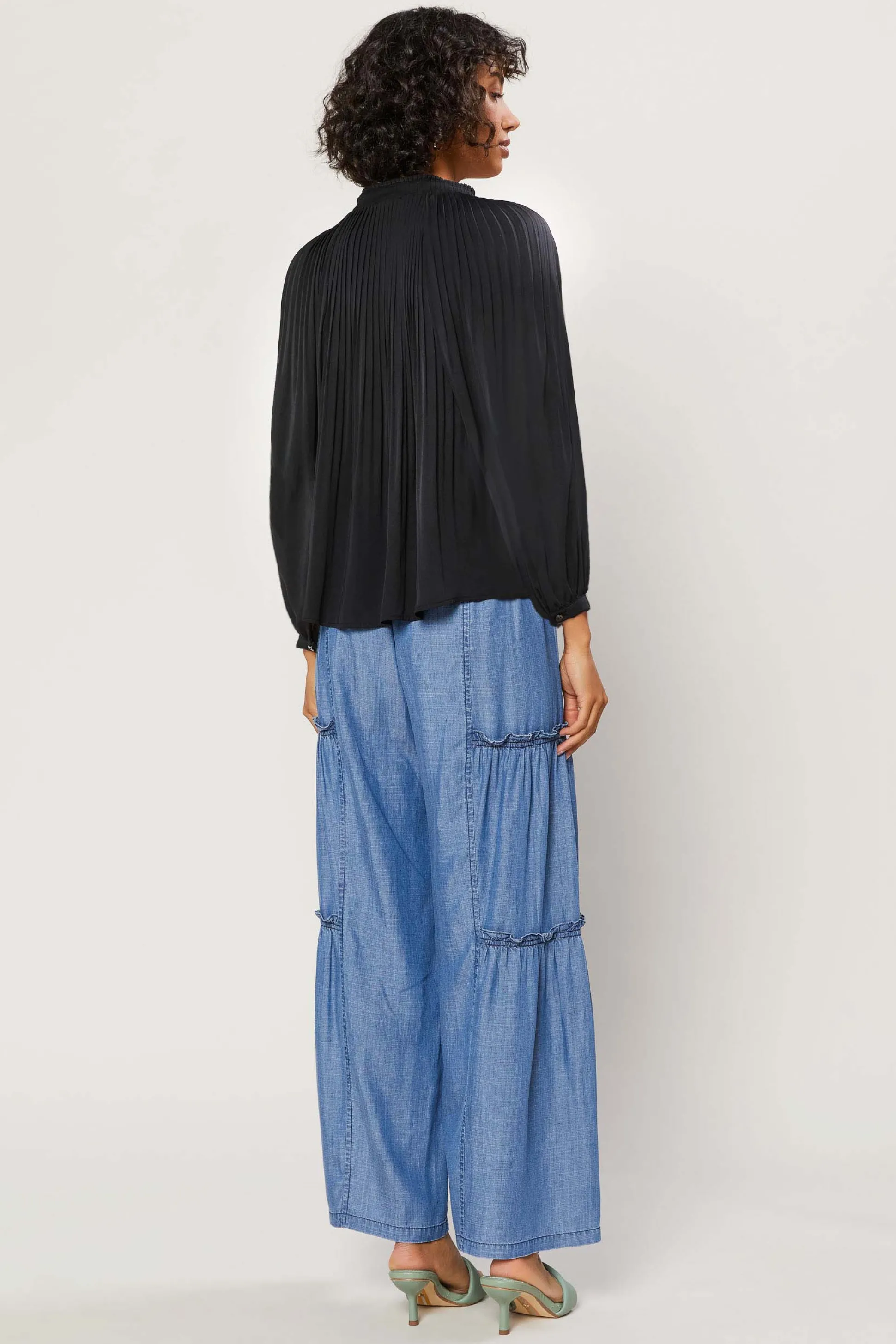 Pleated Split Neck Top<Current Air Best