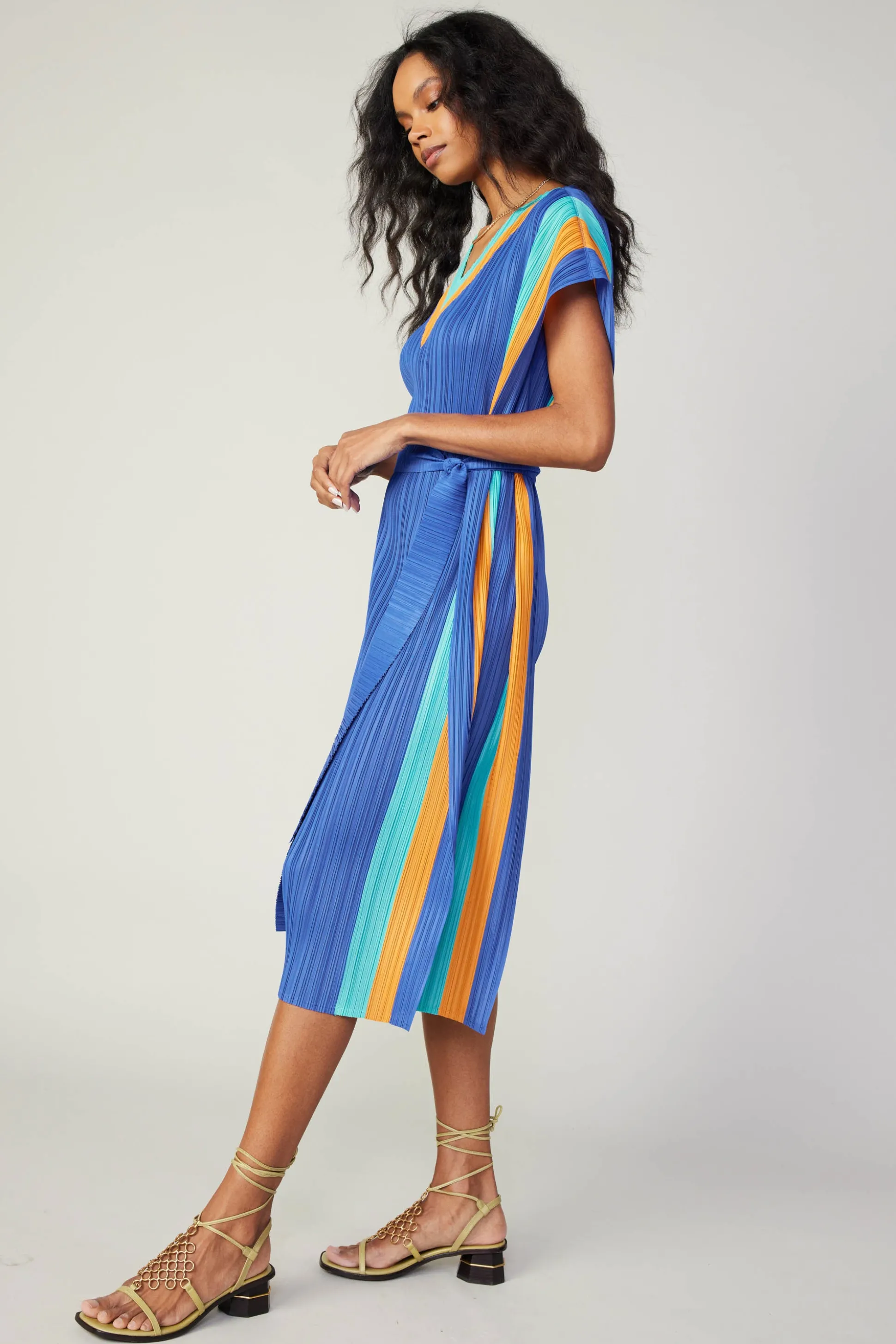 Pleated Border Kaftan Dress<Current Air Clearance