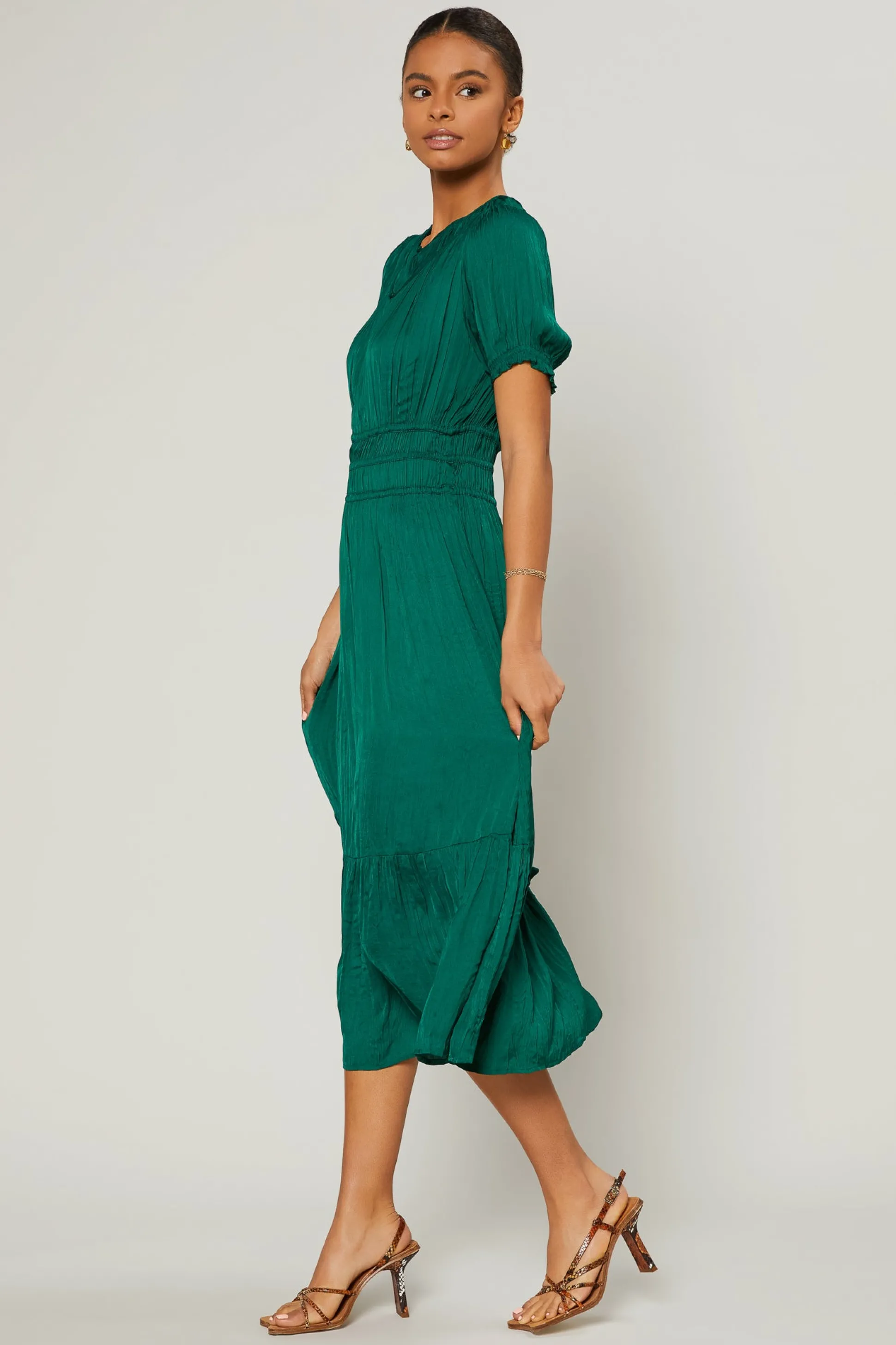 Brooklyn Pleated Midi Dress<Current Air Sale