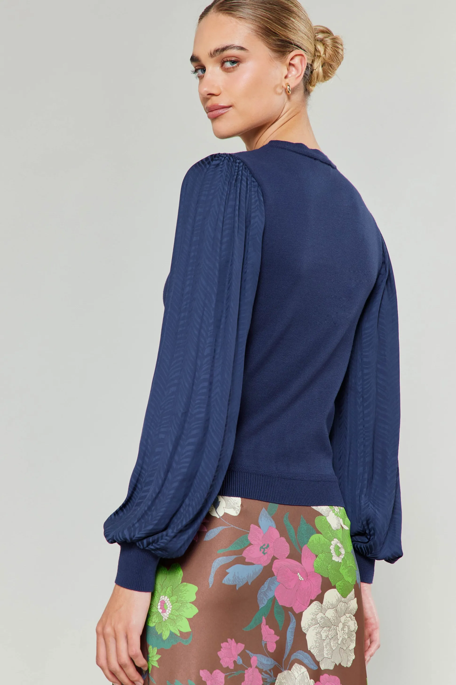 Contrast Sleeve Knit Top<Current Air Fashion