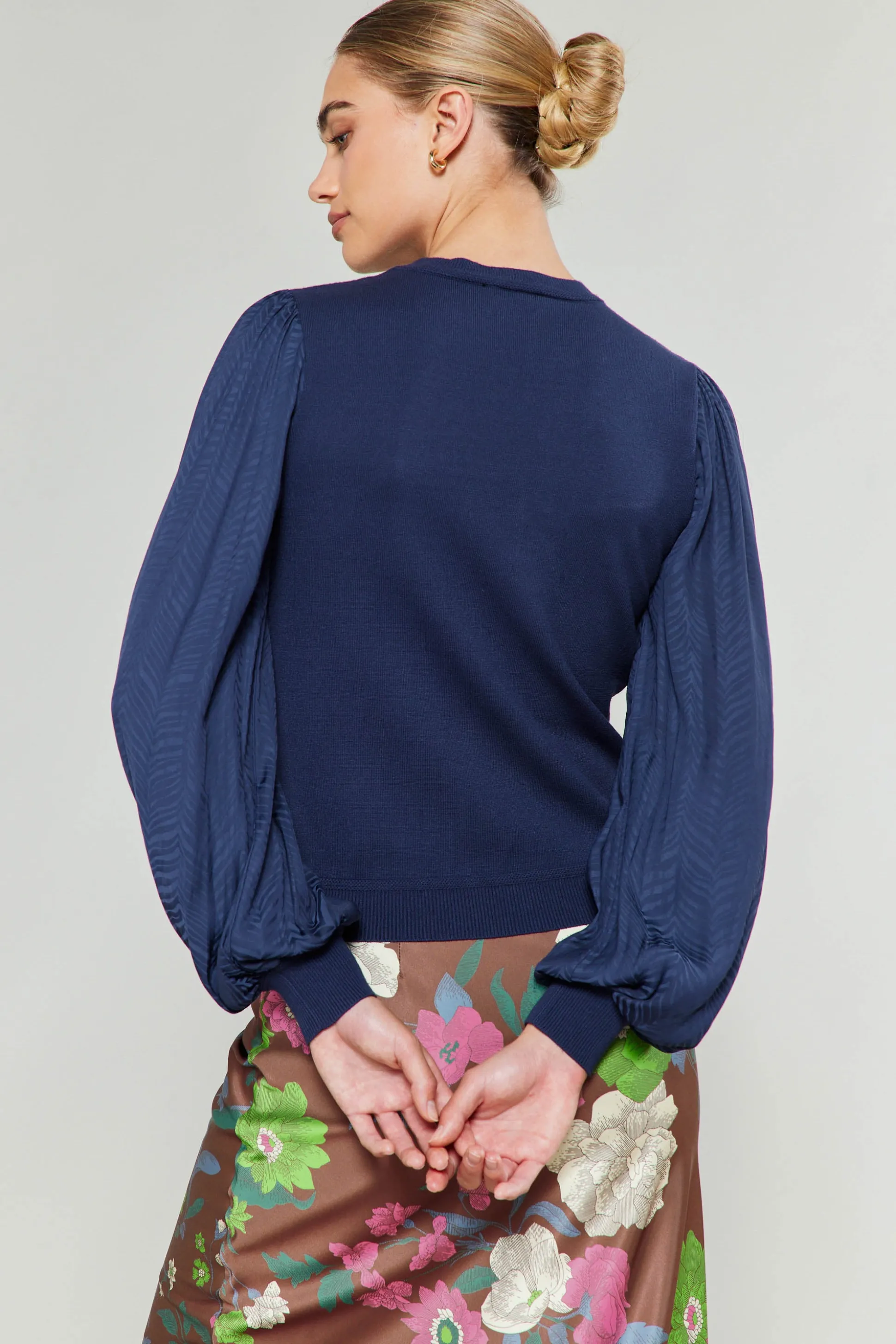 Contrast Sleeve Knit Top<Current Air Fashion