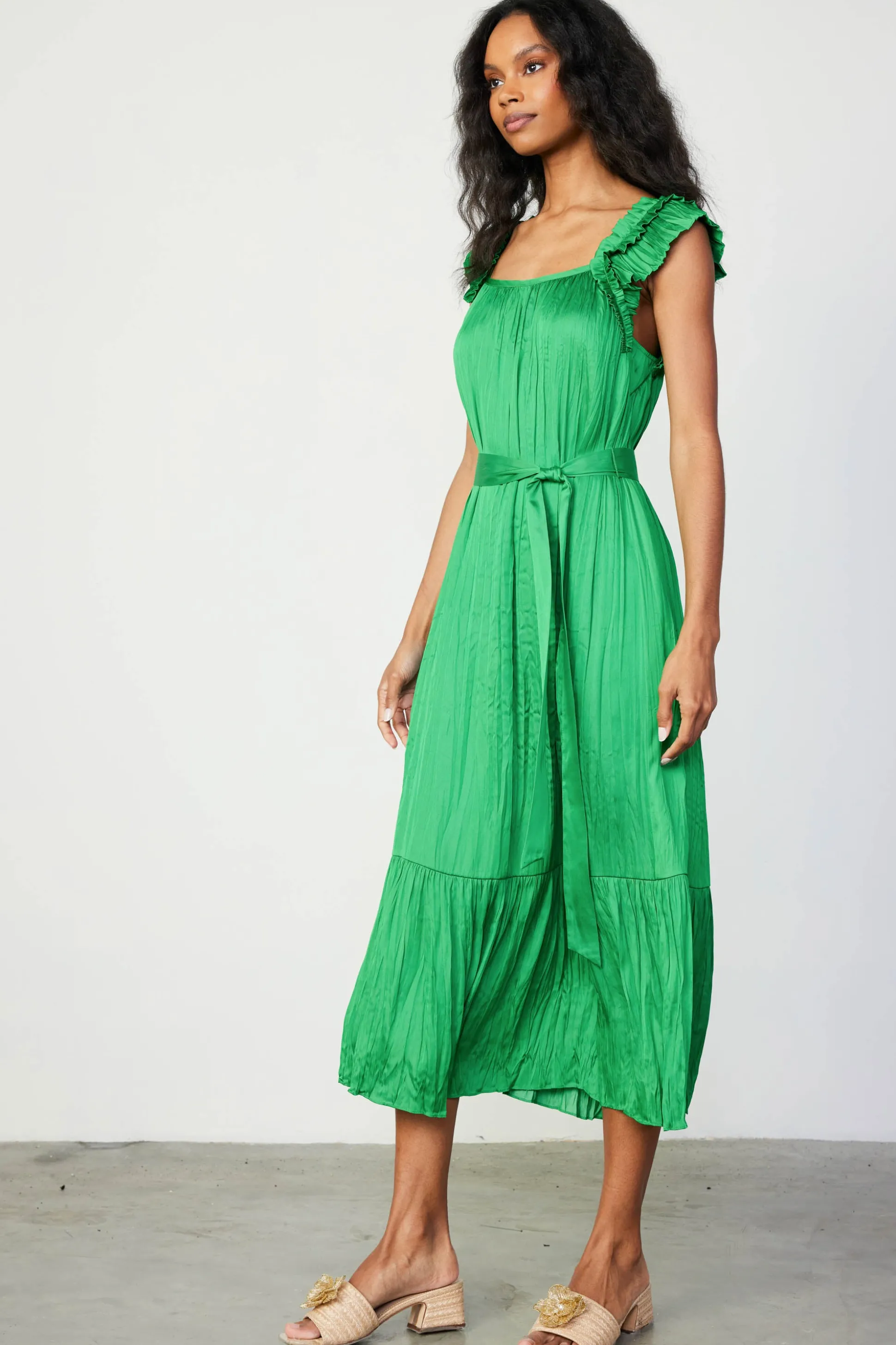 Crinkled Ruffled Shoulder Midi Dress<Current Air Online