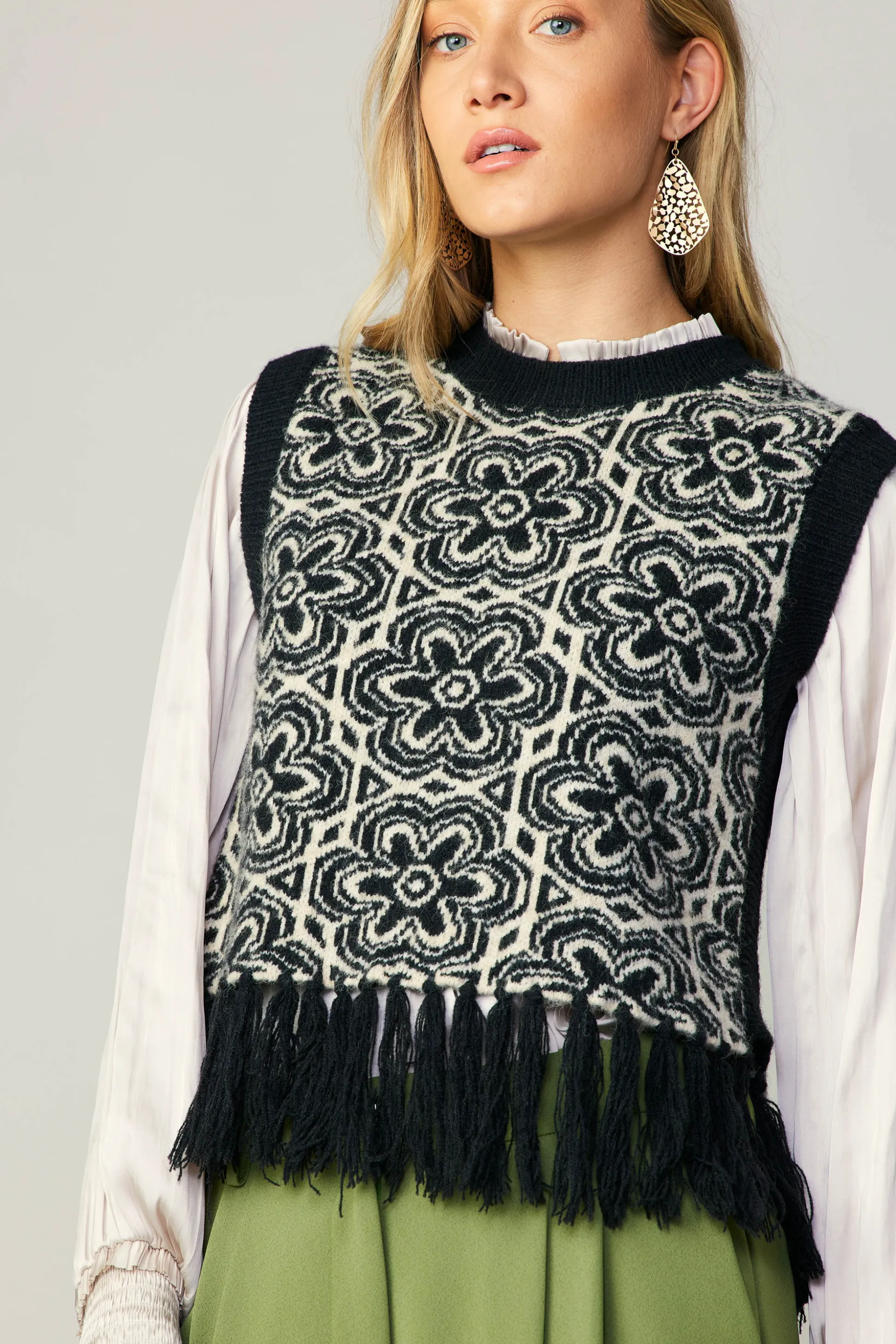 Floral Tassel Sweater Vest<Current Air Fashion