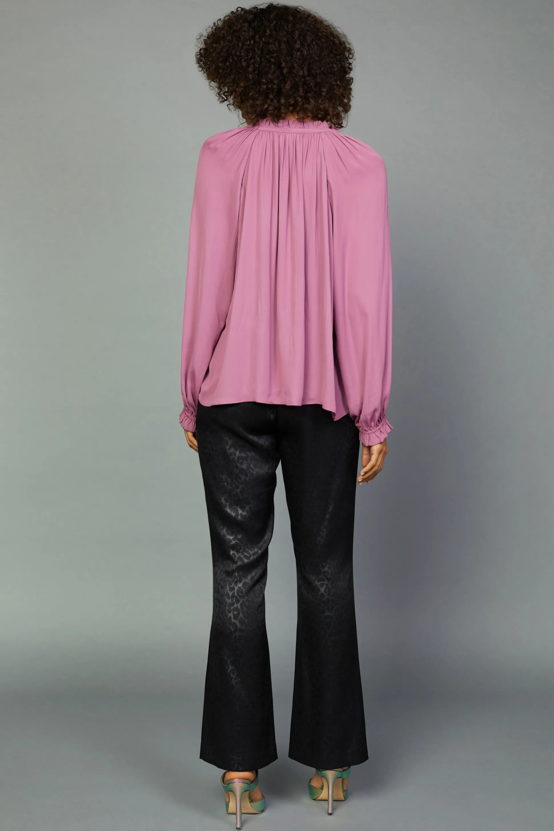 Charlotte Pleated Blouse<Current Air Online