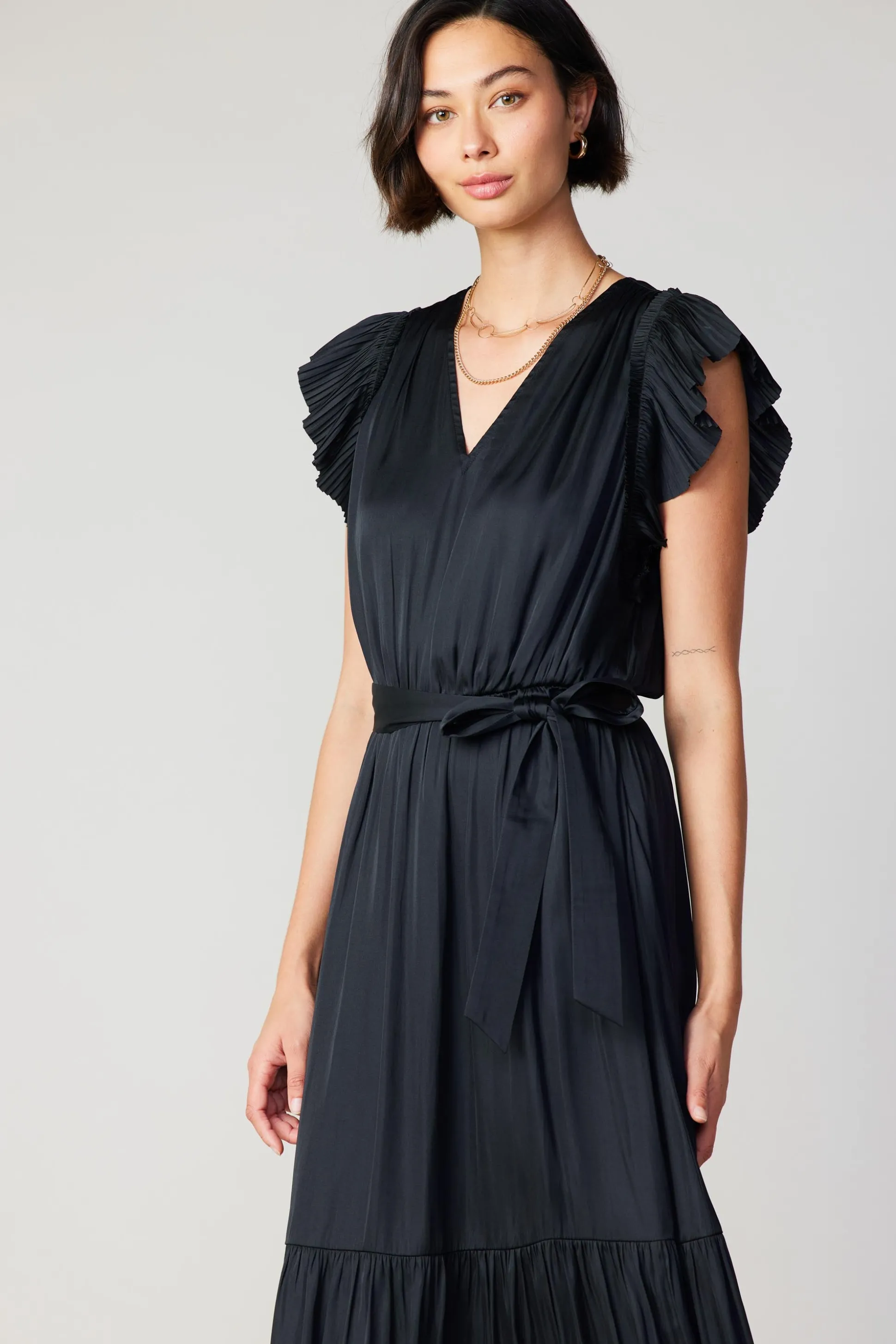Natalia Flutter Sleeve Dress<Current Air Discount