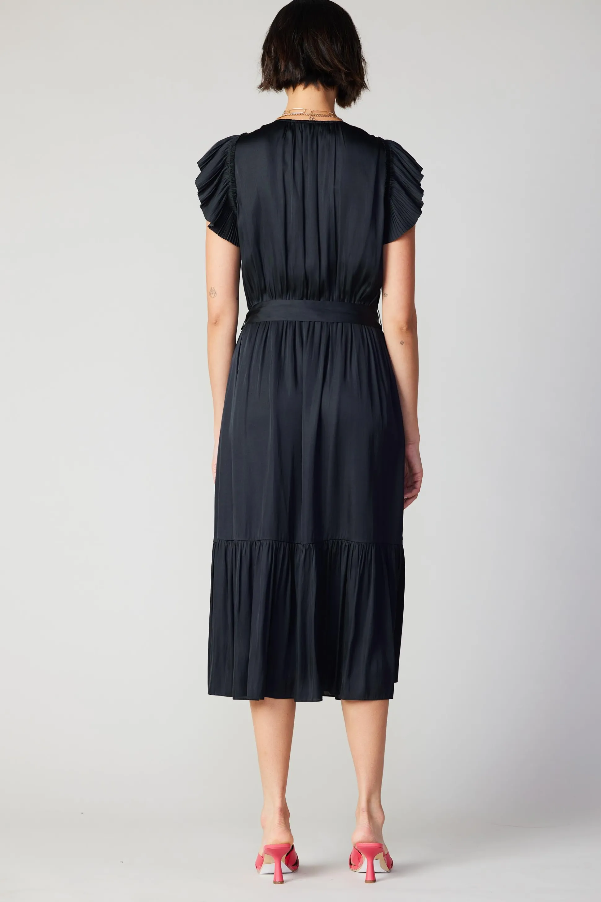 Natalia Flutter Sleeve Dress<Current Air Discount