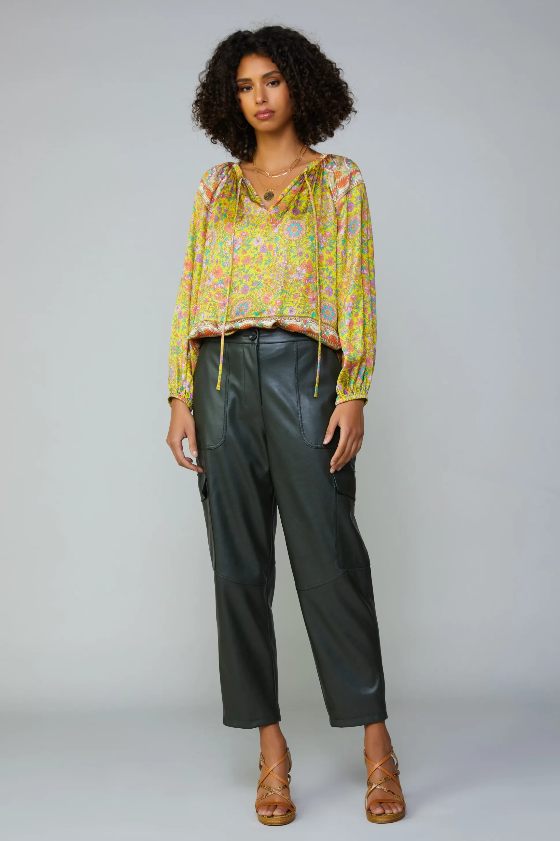 Floral Border Print Raglan Blouse<Current Air Discount