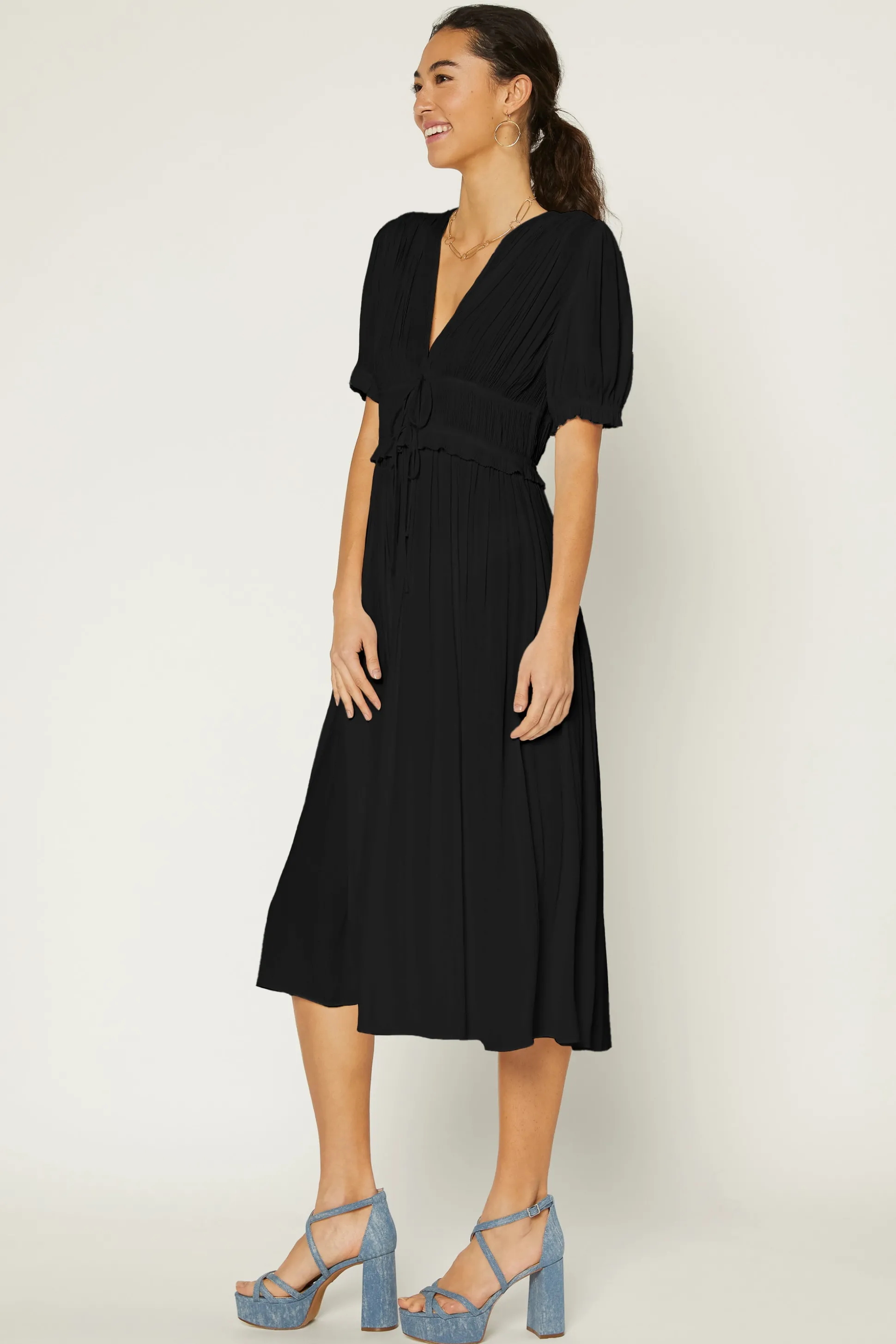 Amelia Pleated Maxi Dress<Current Air Fashion