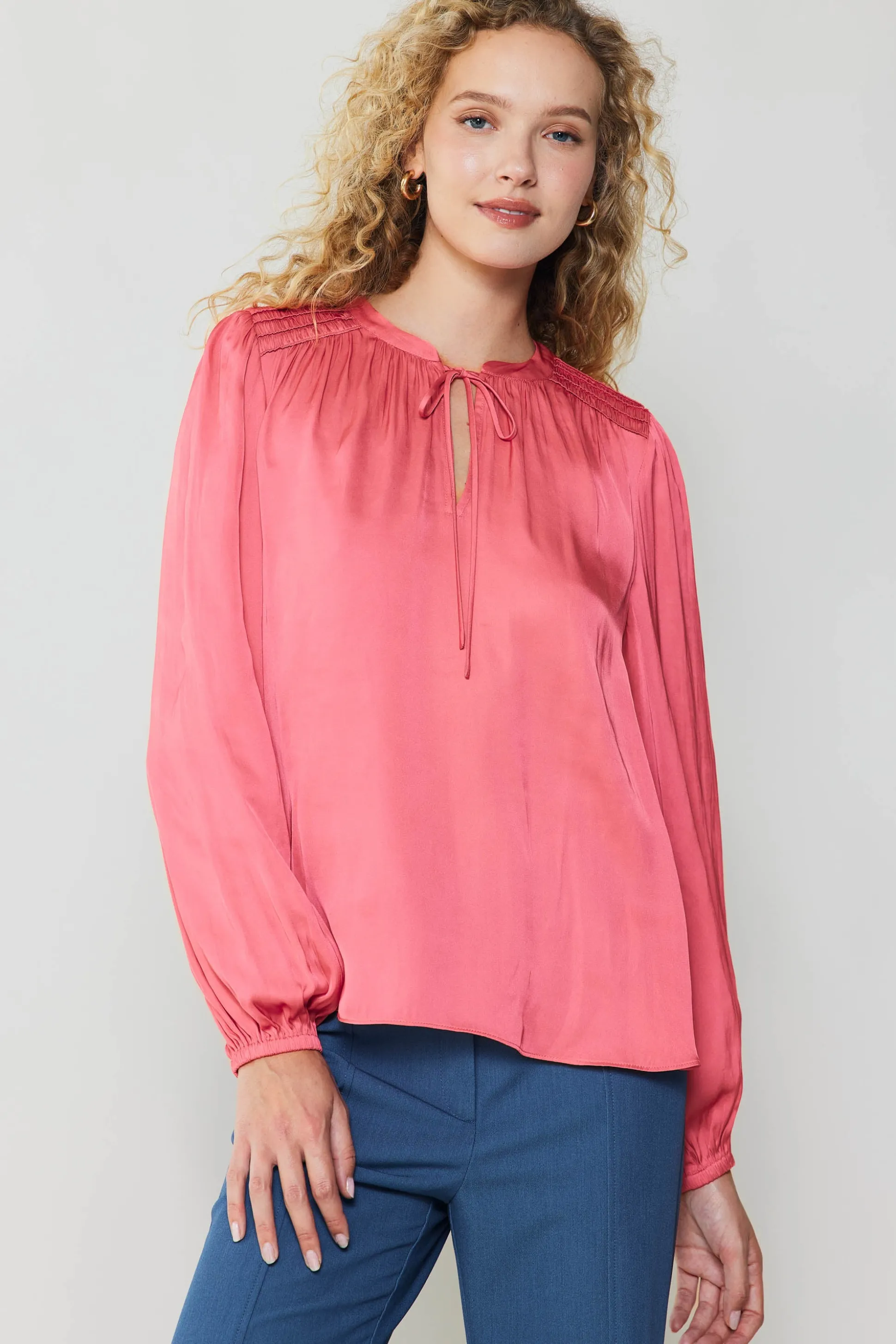 Shirred Yoke Blouse<Current Air Online