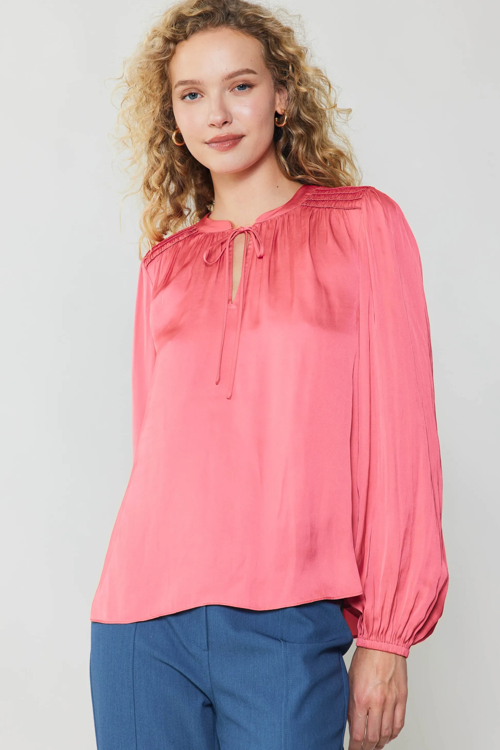 Shirred Yoke Blouse<Current Air Online