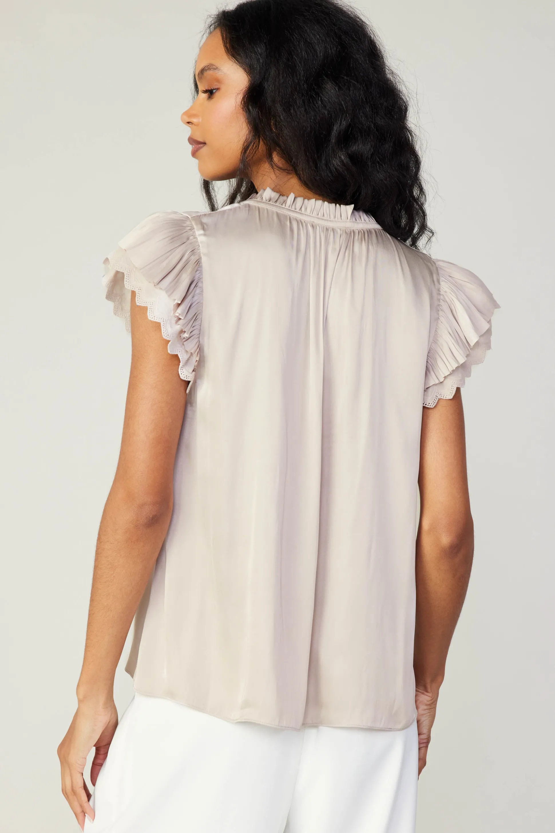 Layered Lace Sleeve Top<Current Air Online