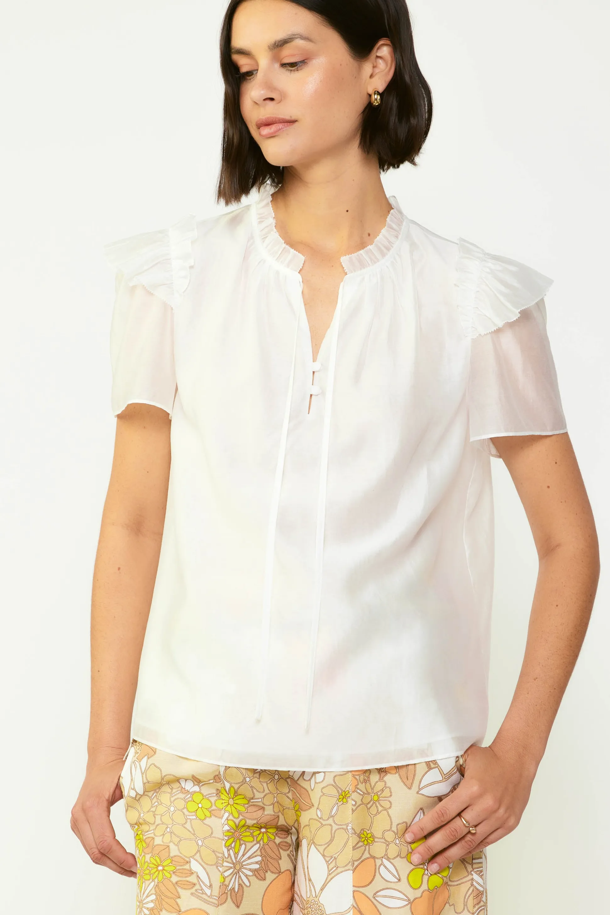 Ruffled Shoulder Blouse<Current Air New