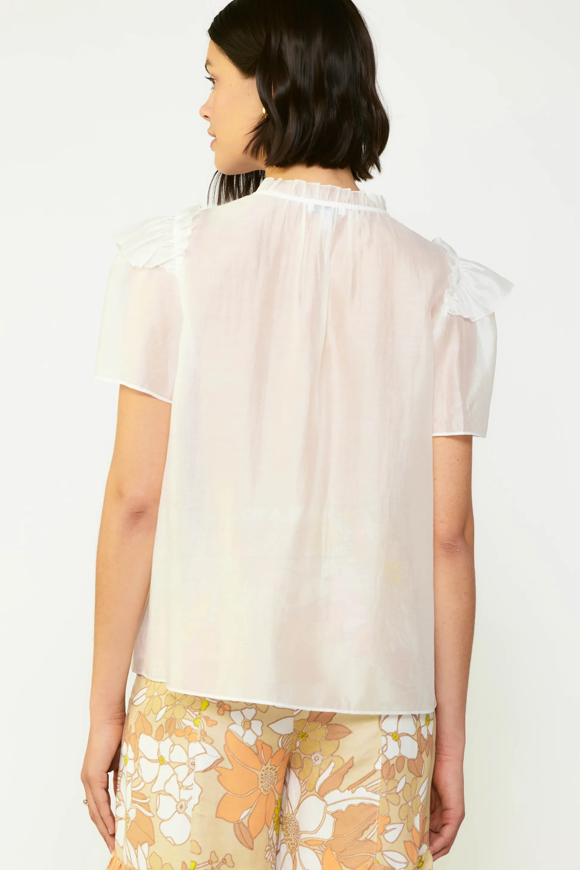 Ruffled Shoulder Blouse<Current Air New