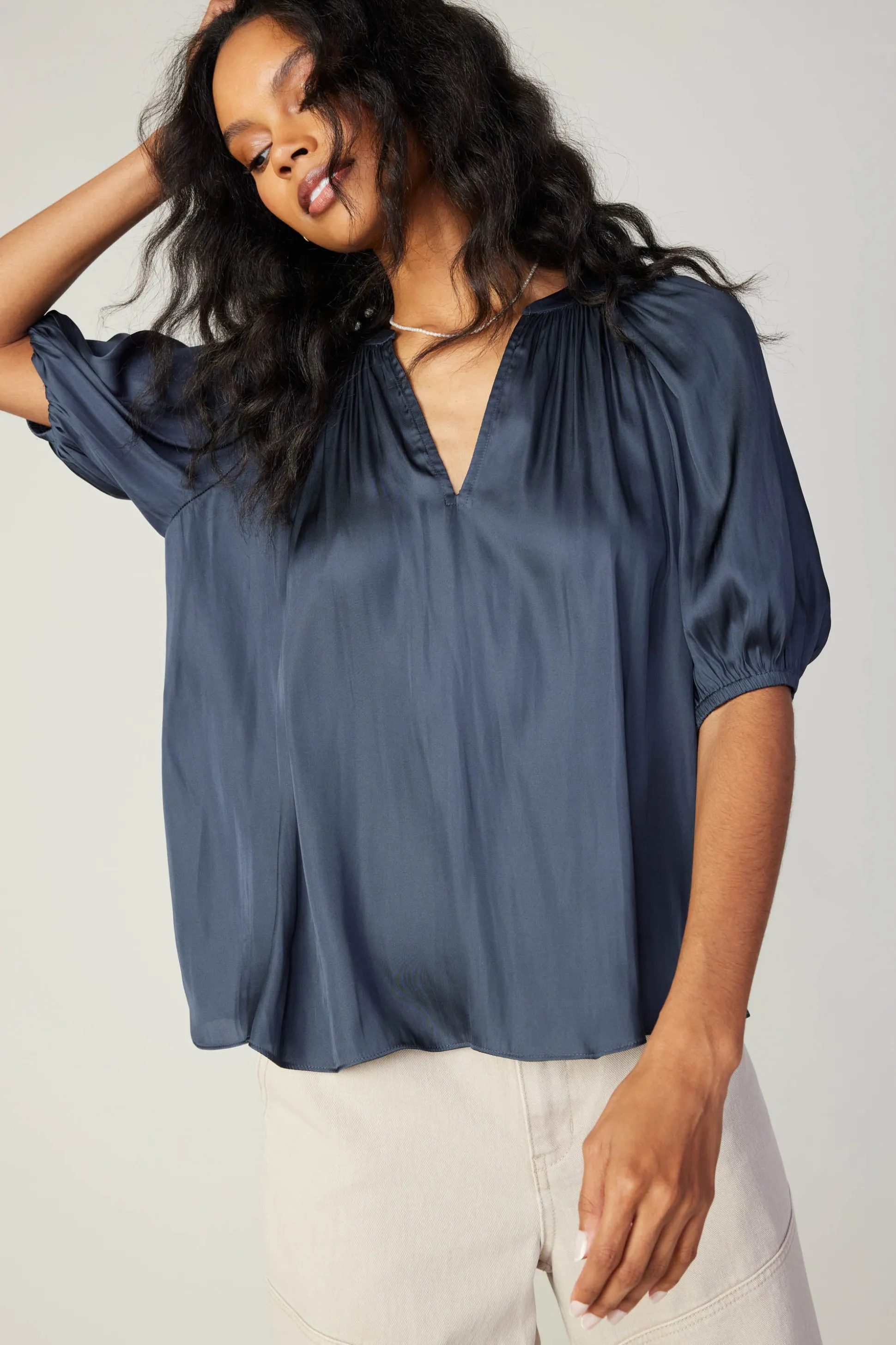 Gathered Neckline Blouse<Current Air Clearance