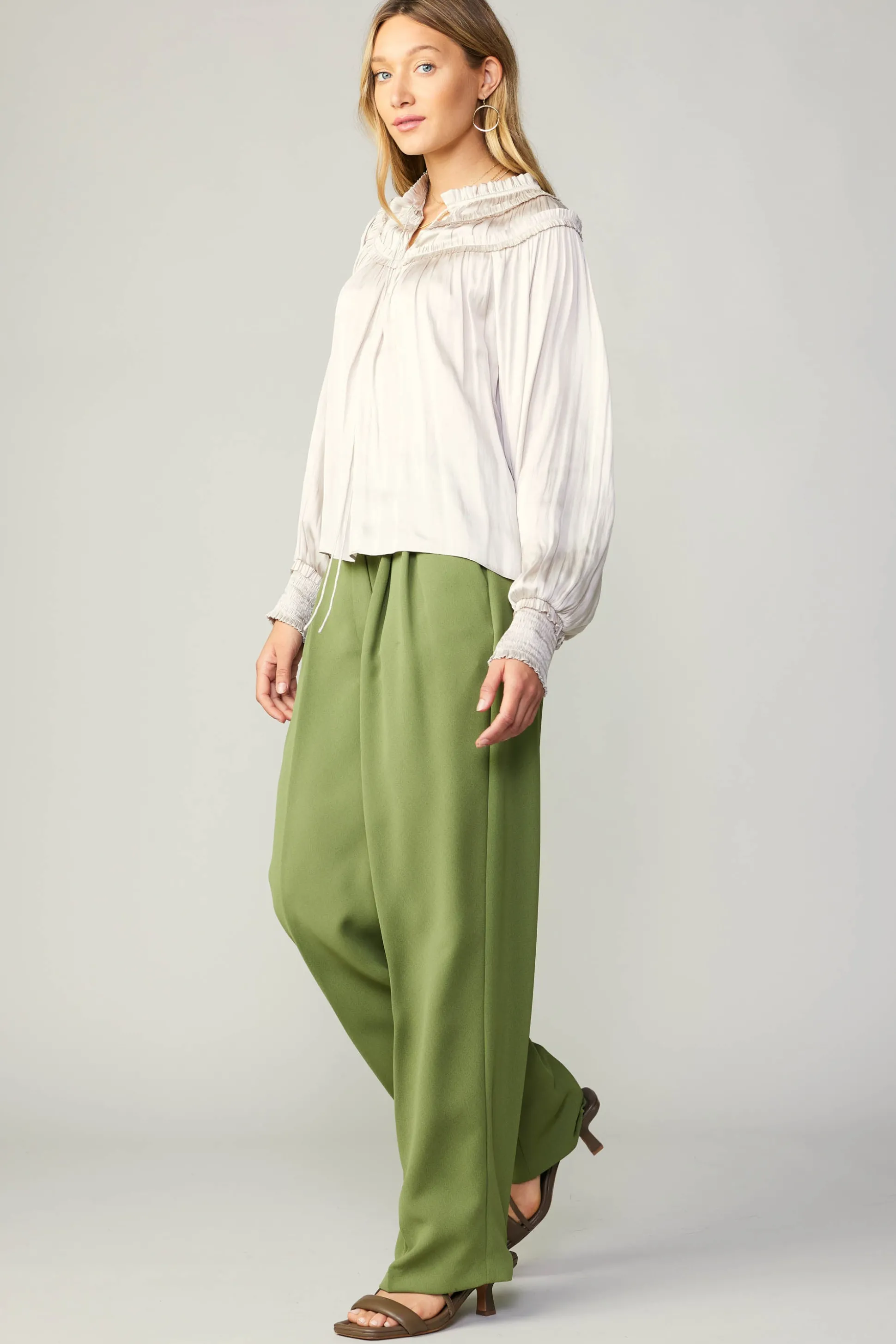 Ruffled Yoke Blouse<Current Air Outlet