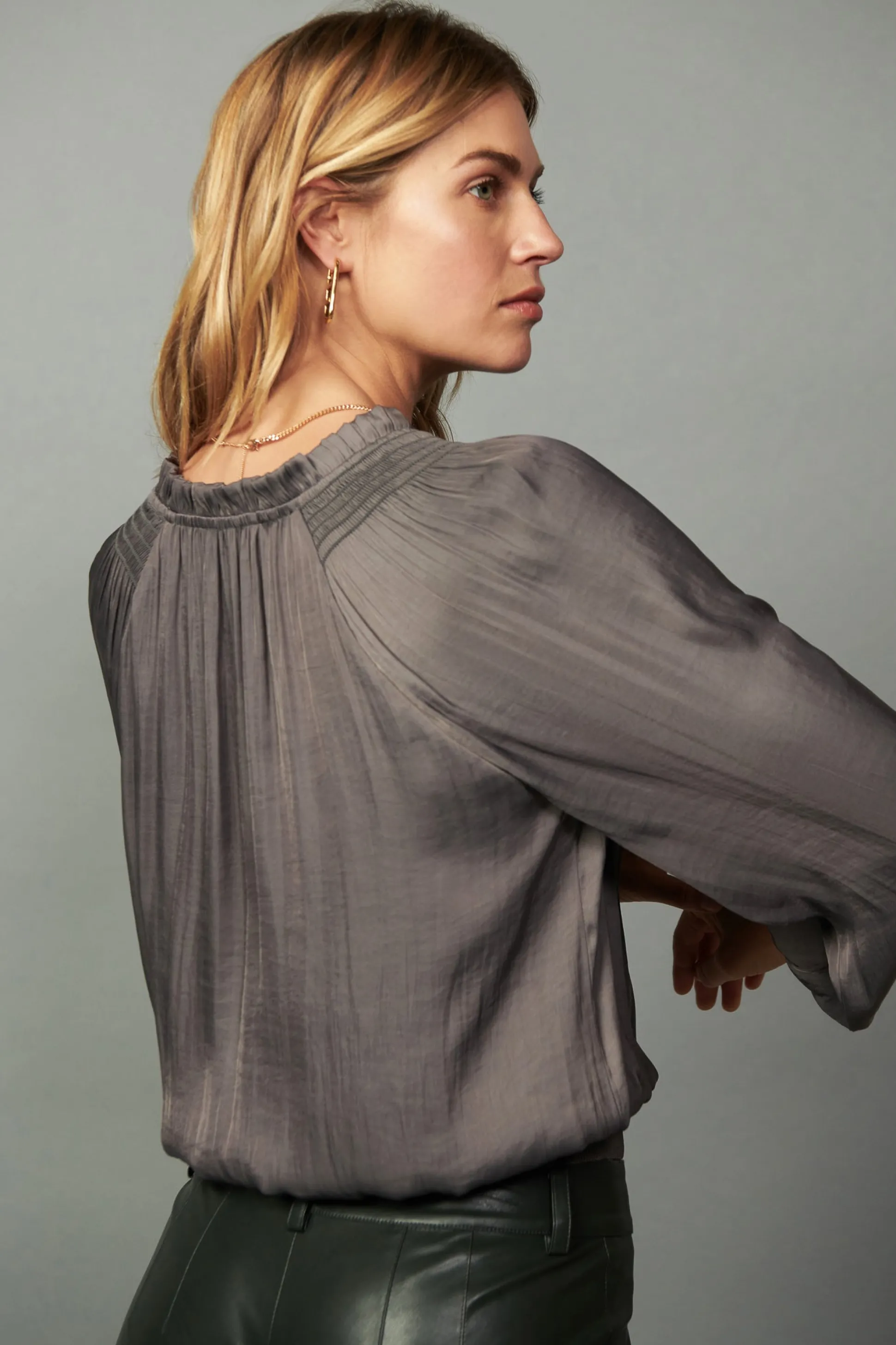 Ruffled Surplice Blouse<Current Air Hot