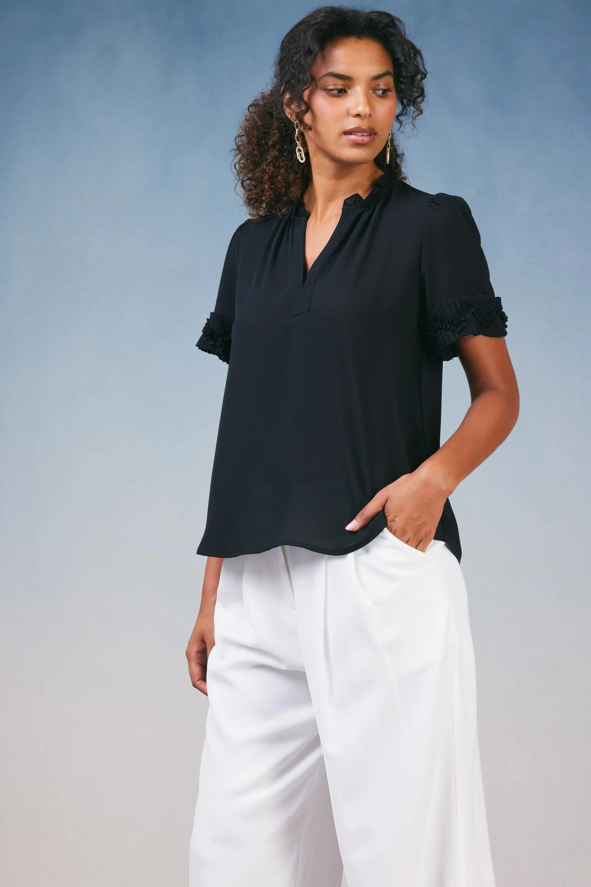 Ruffled Trim Blouse<Current Air Hot