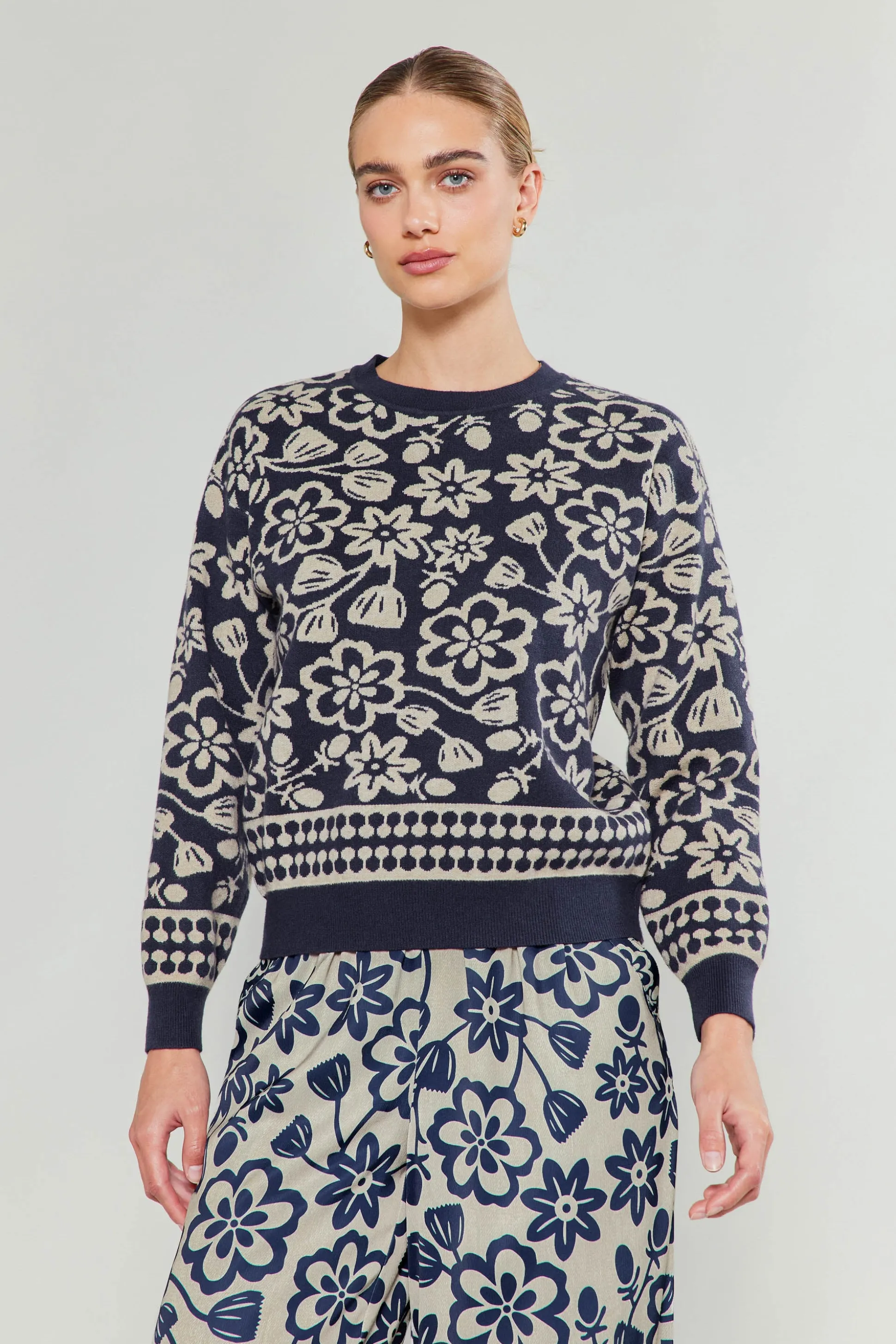 Pullover Floral Sweater<Current Air Fashion