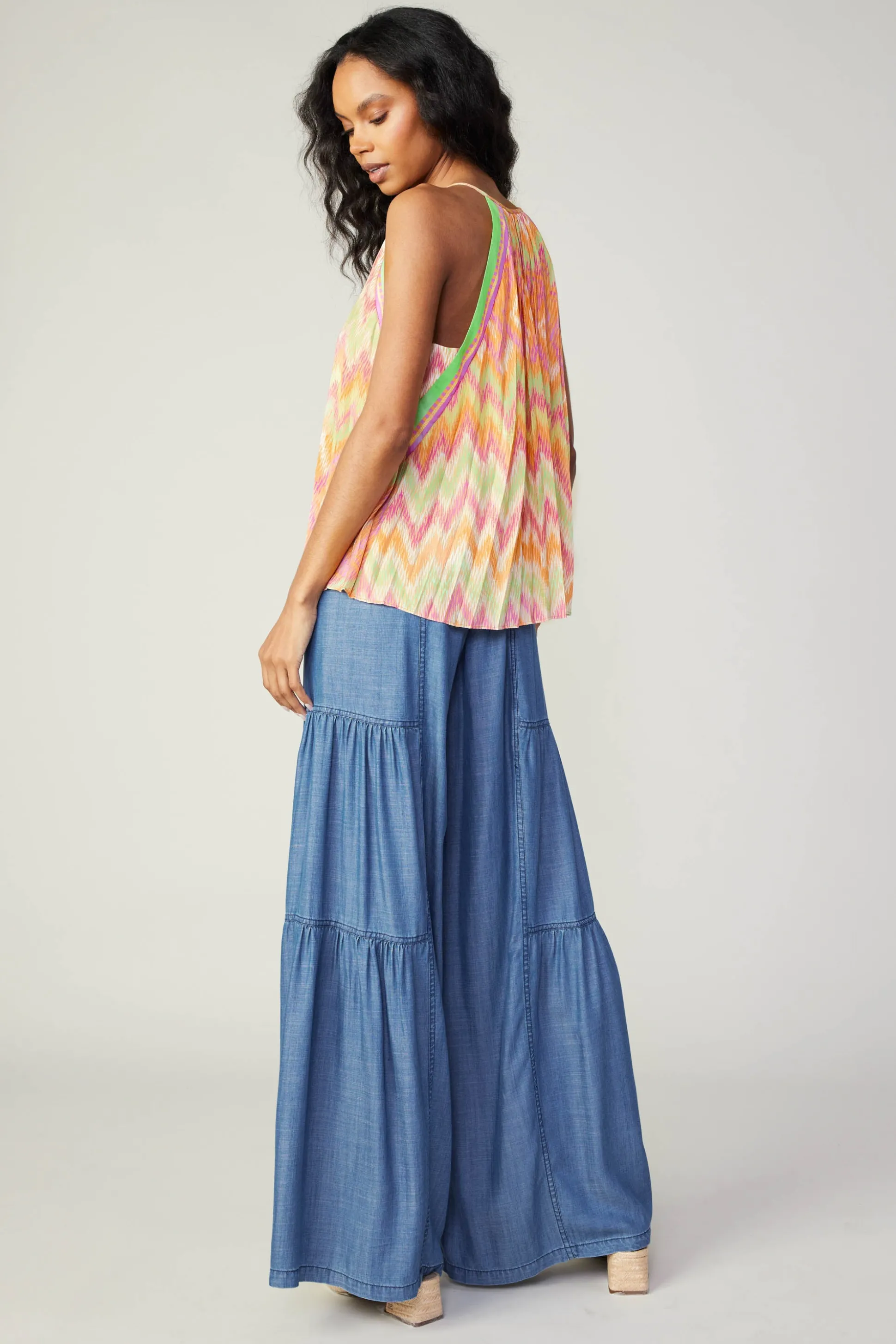 Gradient Chevron Tank<Current Air Discount