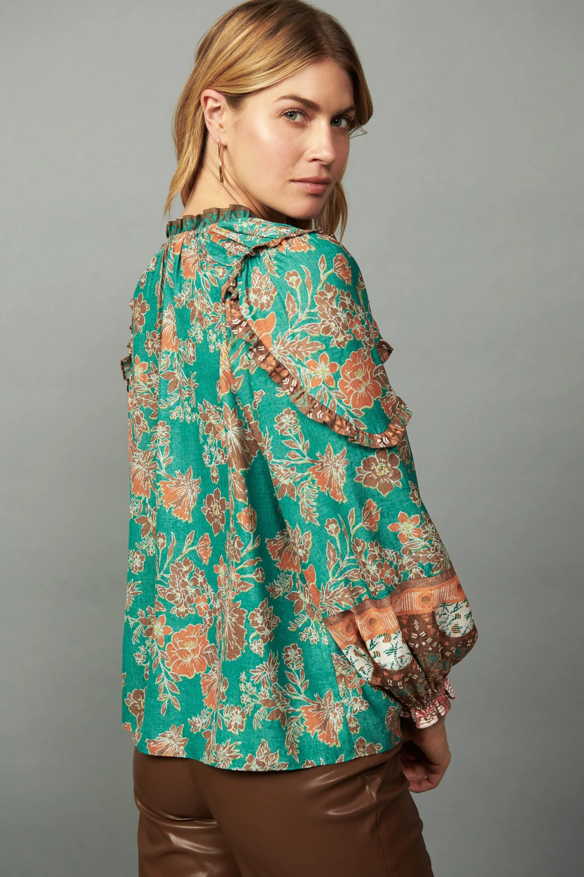Border Ruffled Floral Blouse<Current Air Best